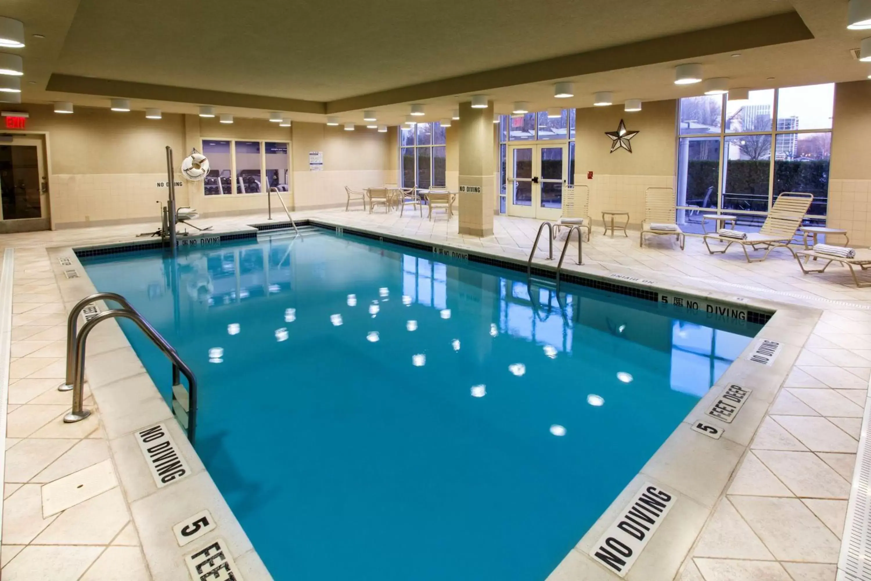 Pool view, Swimming Pool in Hampton Inn & Suites Staten Island