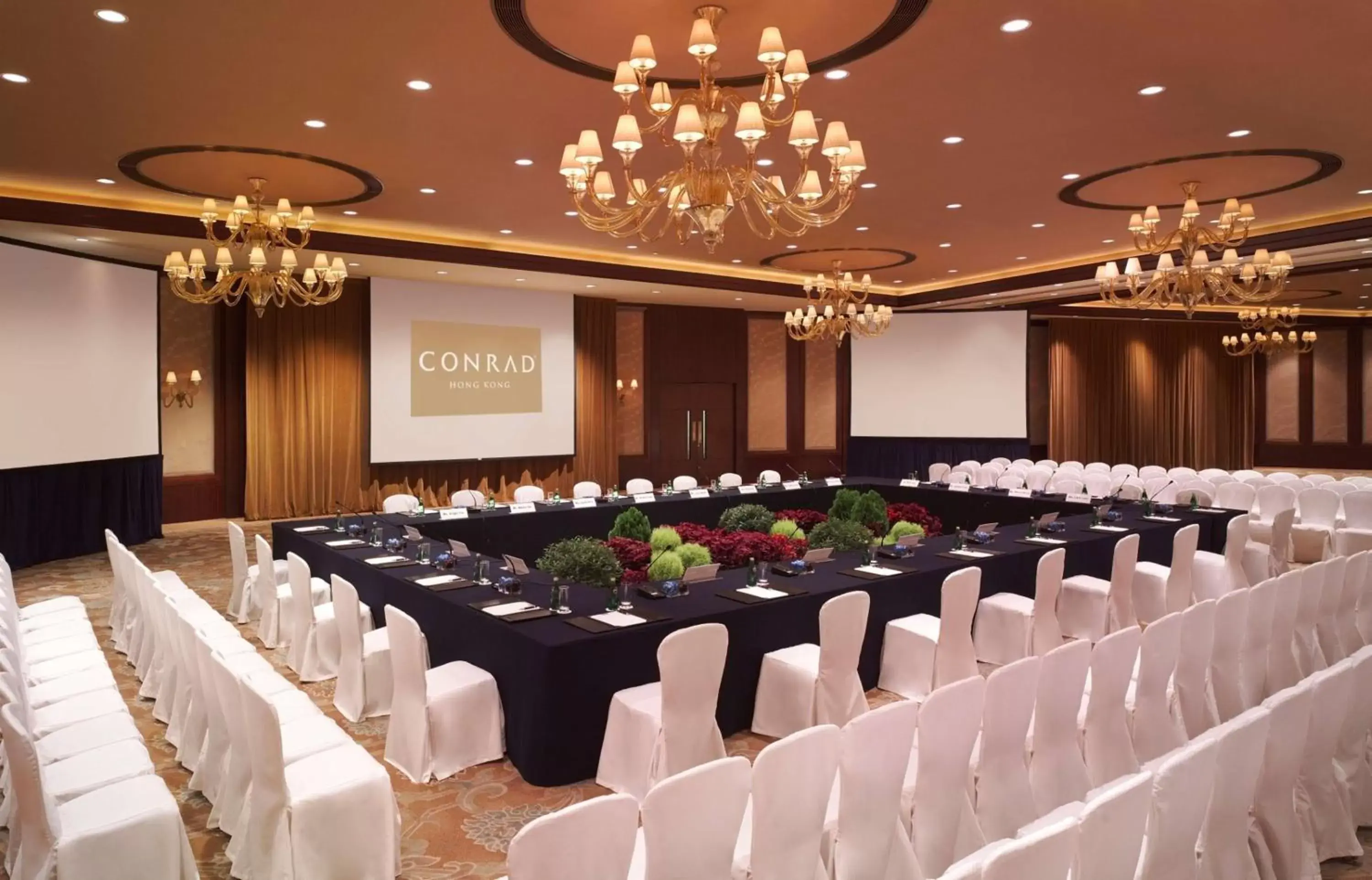 Meeting/conference room in Conrad Hong Kong