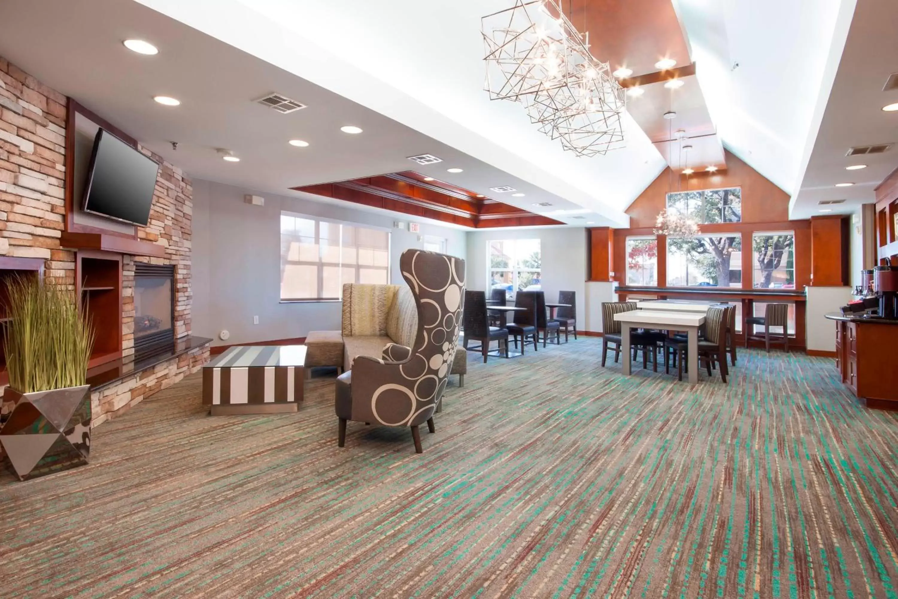 Restaurant/places to eat in Residence Inn by Marriott San Antonio North Stone Oak