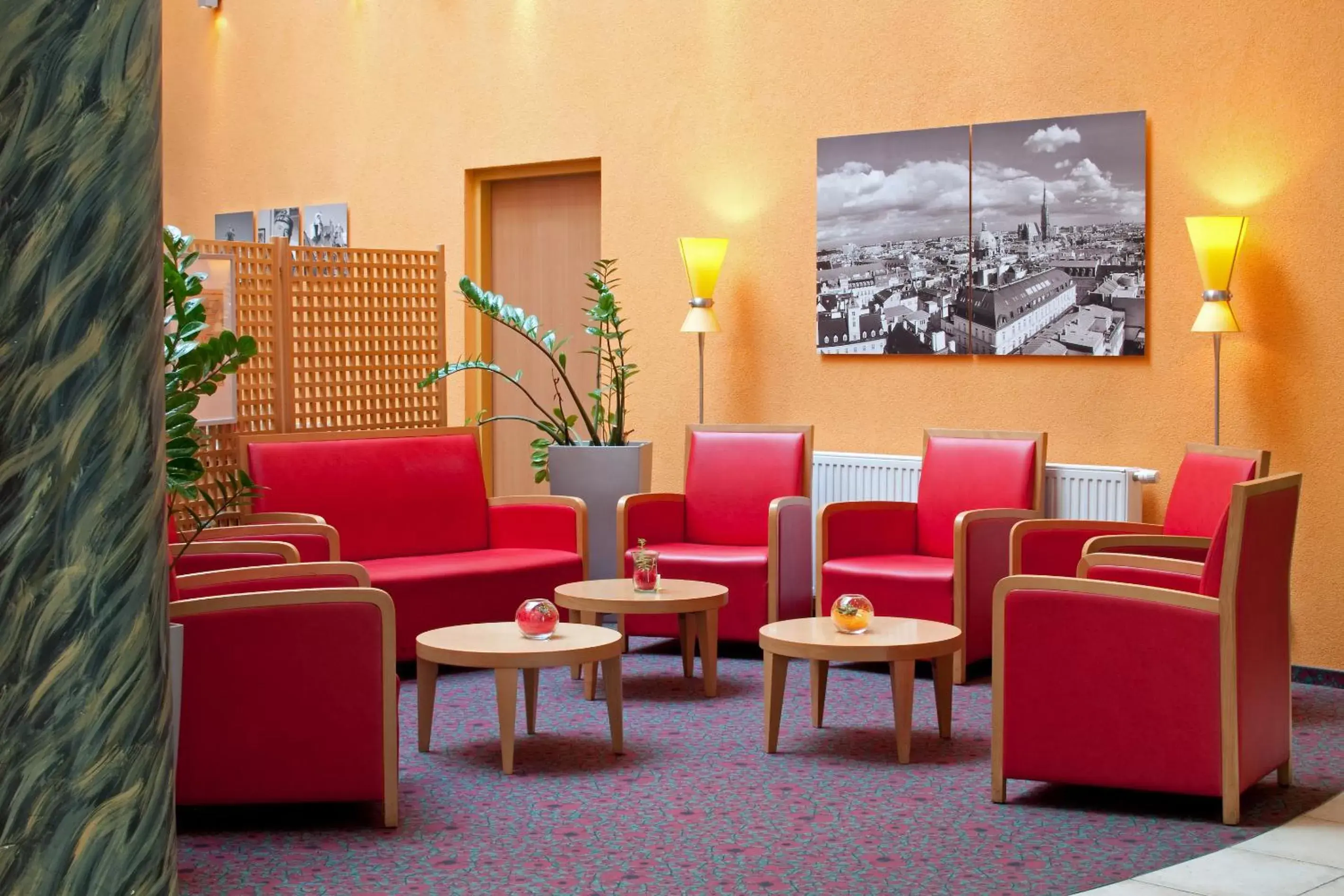 Lobby or reception in ibis Wien City Lobby or reception in ibis Wien City