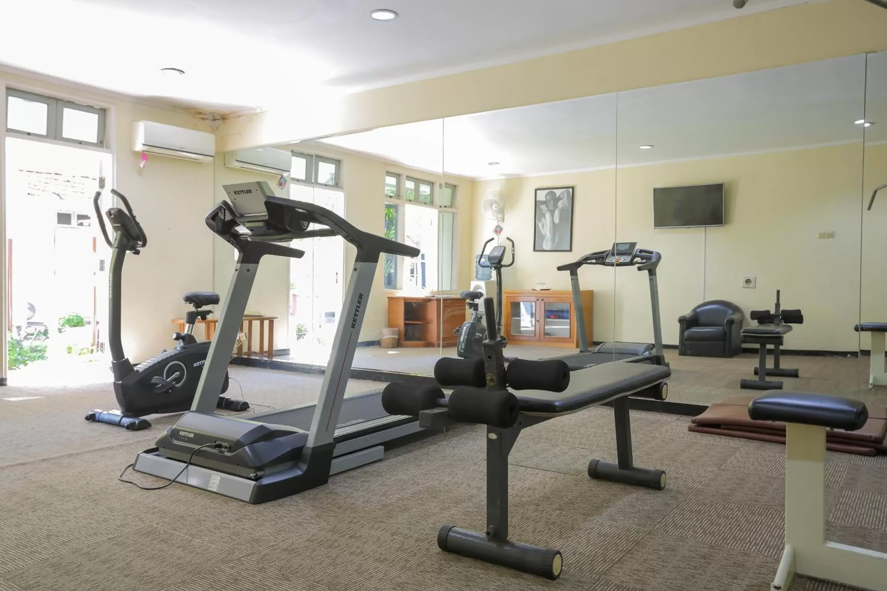 Fitness centre/facilities, Fitness Center/Facilities in Country Heritage Hotel