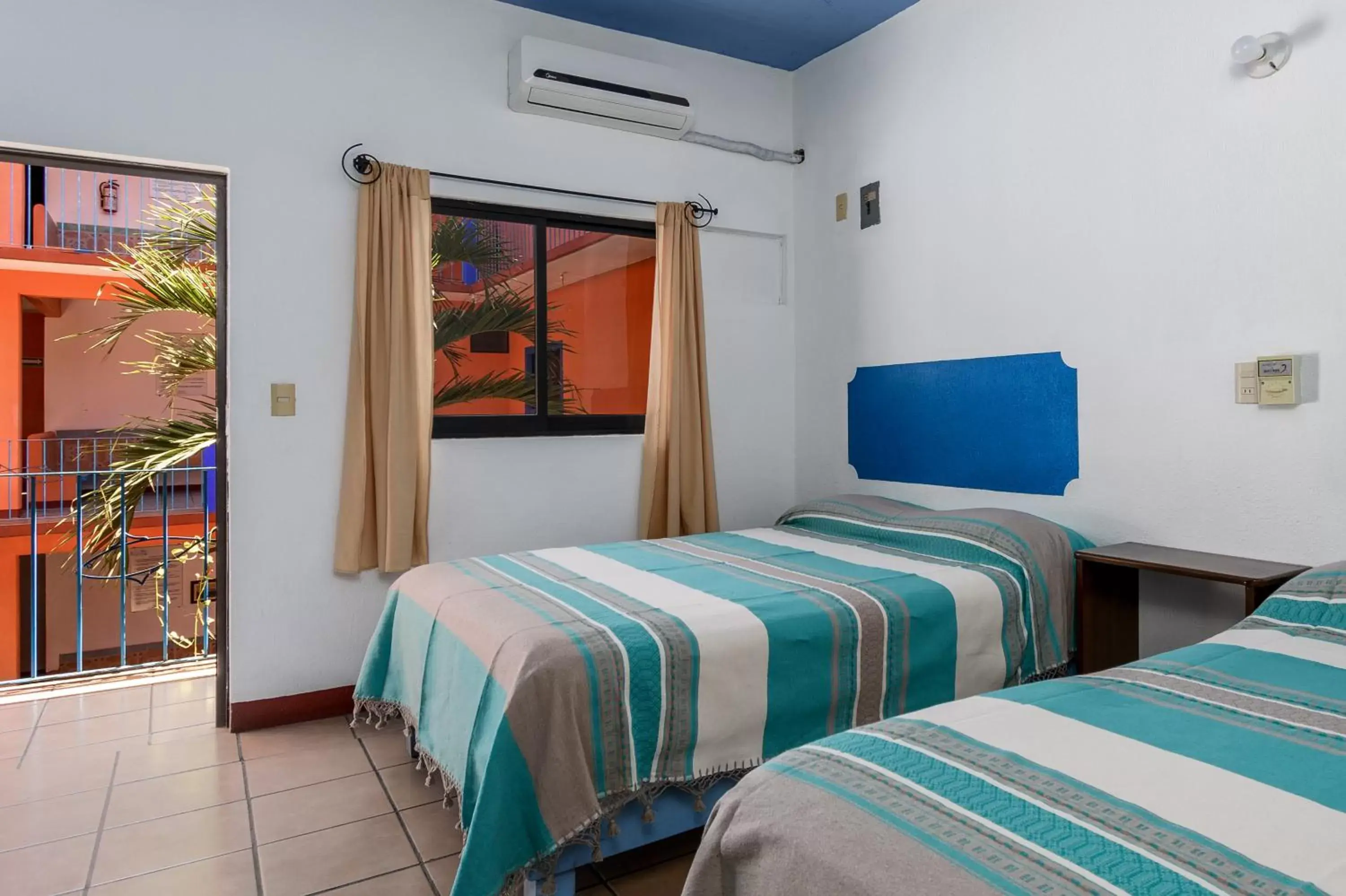 Bed in Hotel Costamar, Puerto Escondido