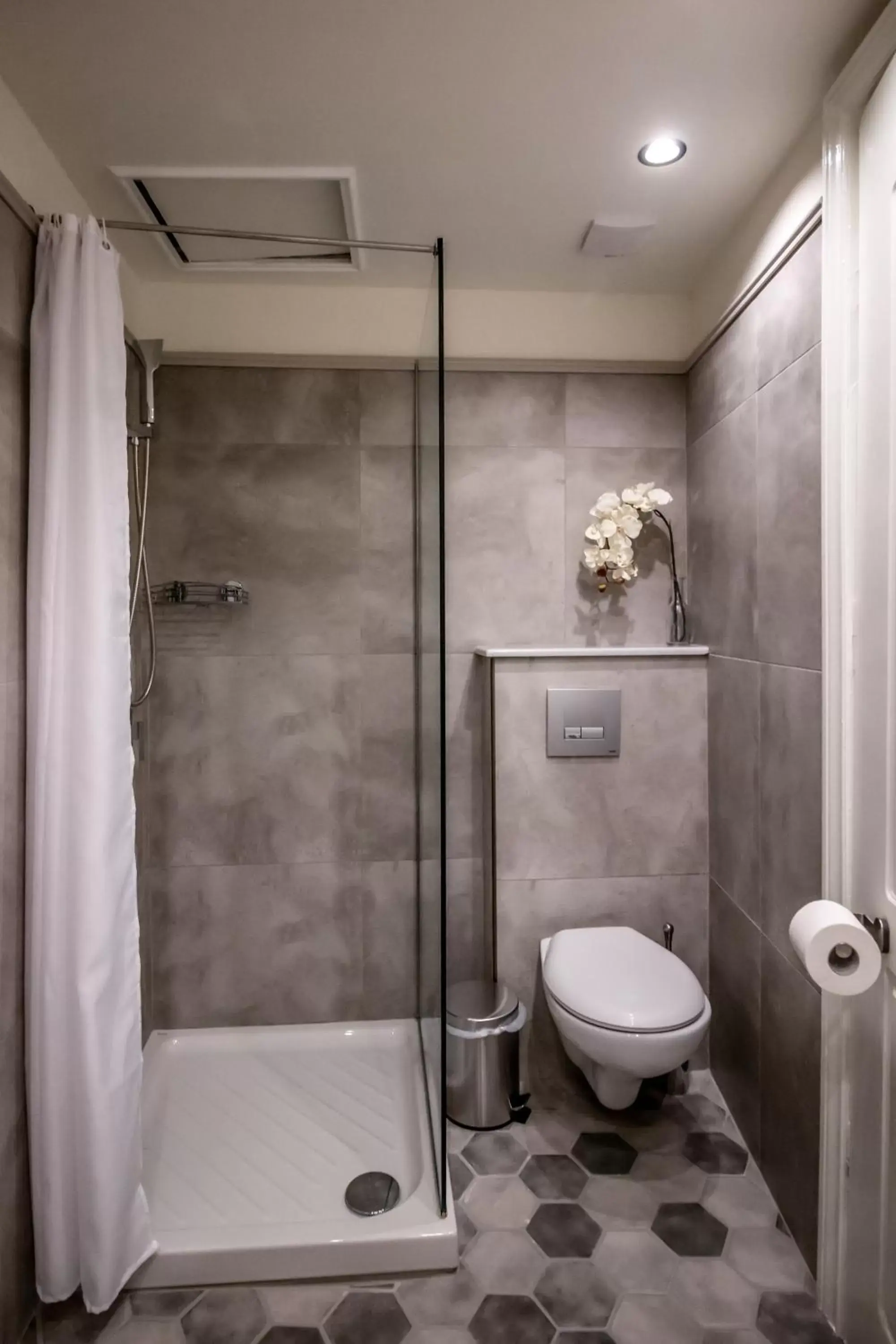 Shower, Bathroom in Levkosh Apartments at Lefkada's Heart