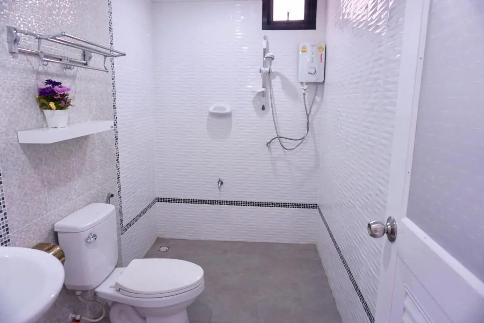 Bathroom in Bhundaree Richy