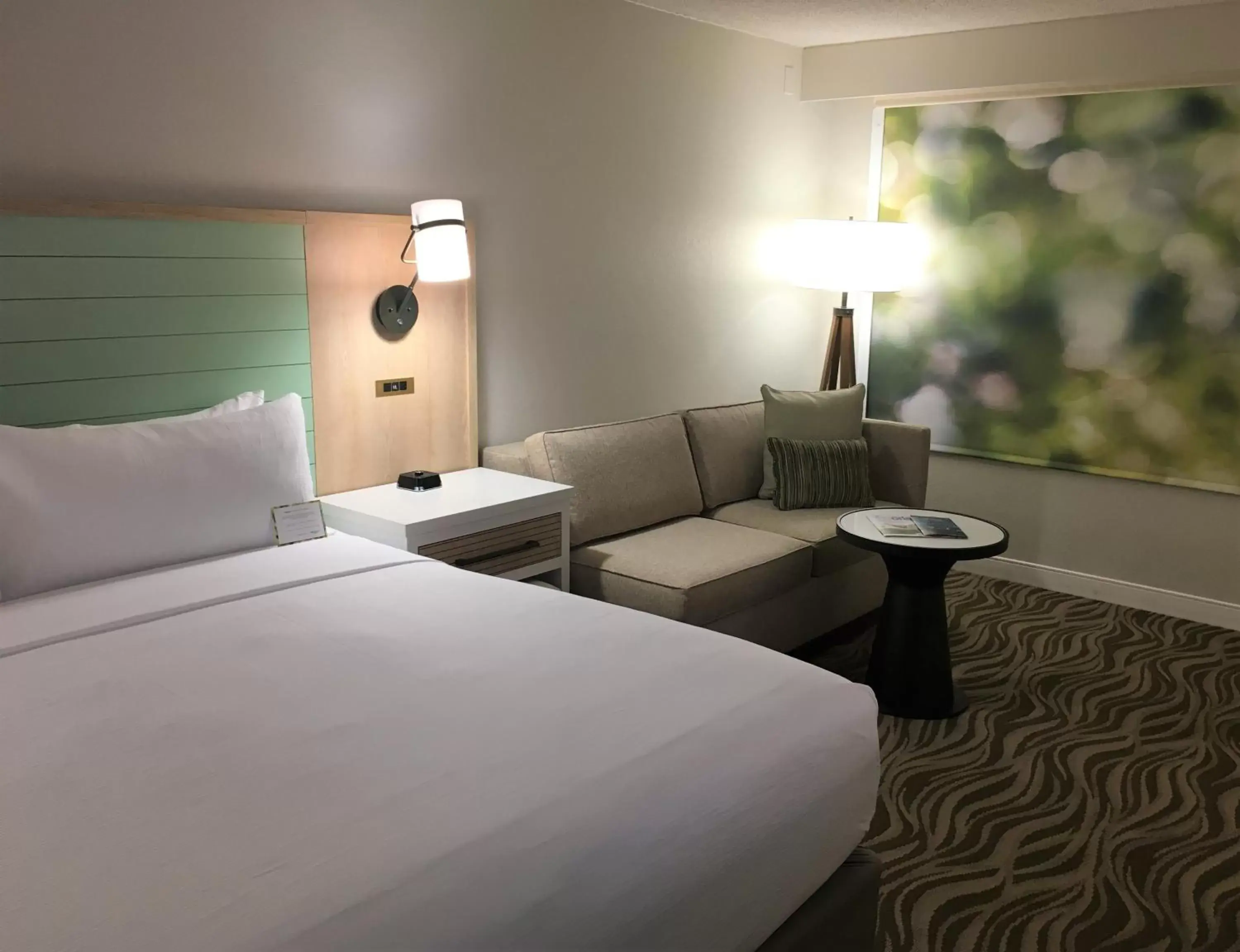 Bedroom, Bed in Wyndham Garden Lake Buena Vista Disney Springs® Resort Area