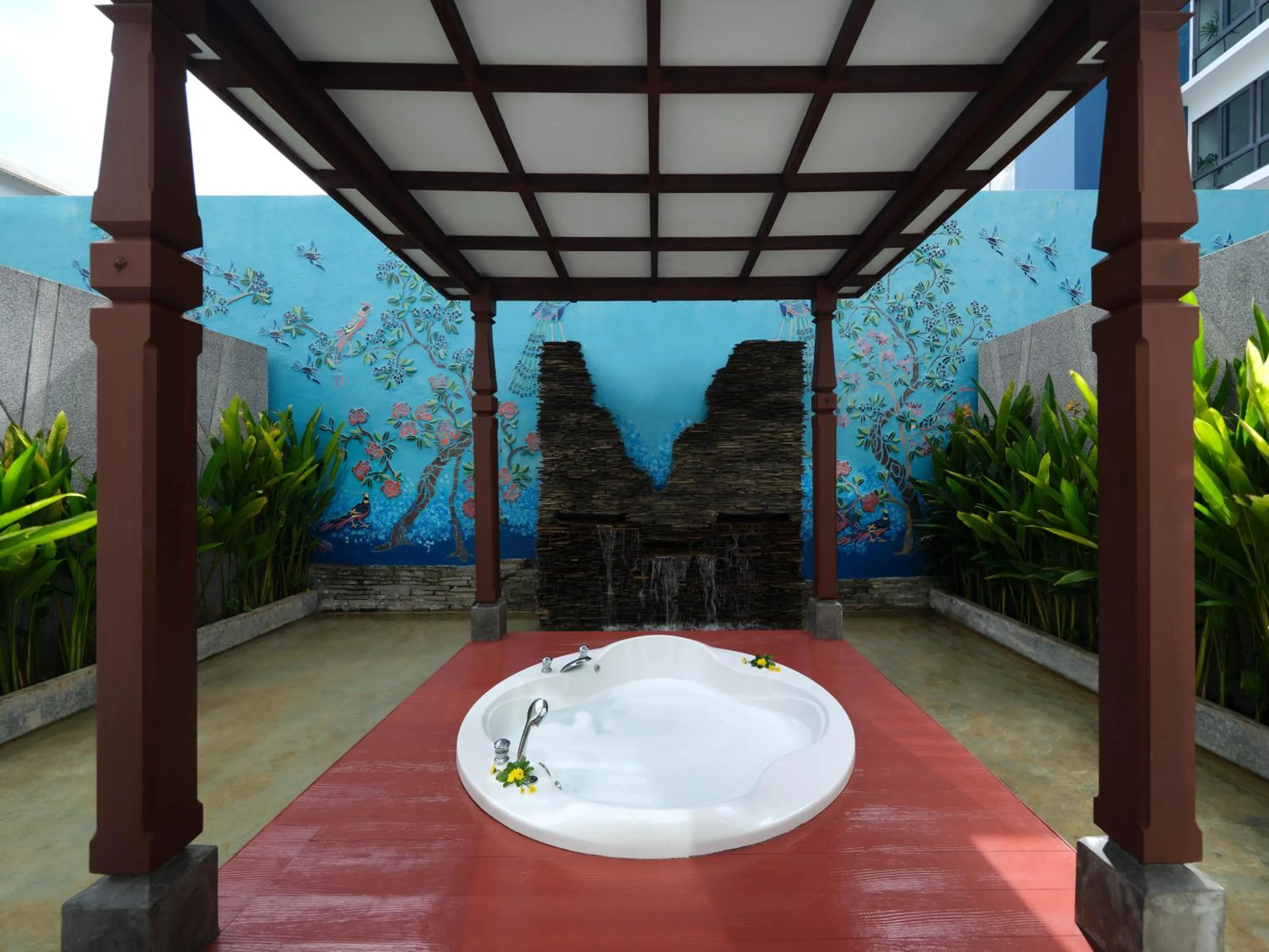 Garden in The Kee Resort & Spa