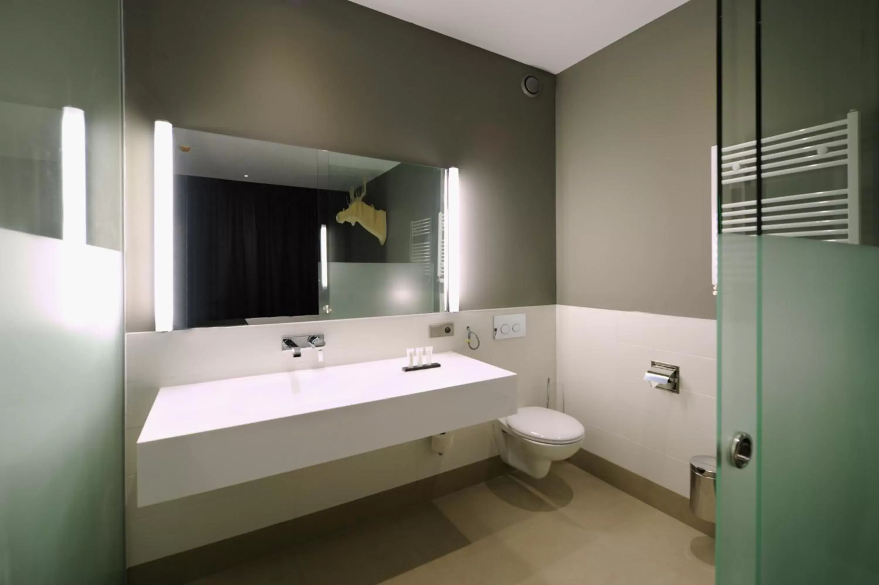 Shower, Bathroom in Van der Valk Hotel Brussels Airport