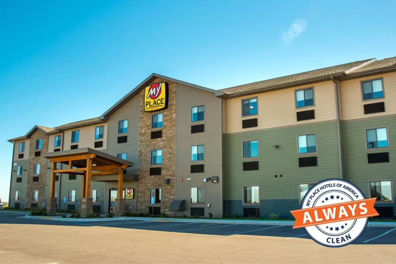 Facade/entrance, Property Building in My Place Hotel Rapid City