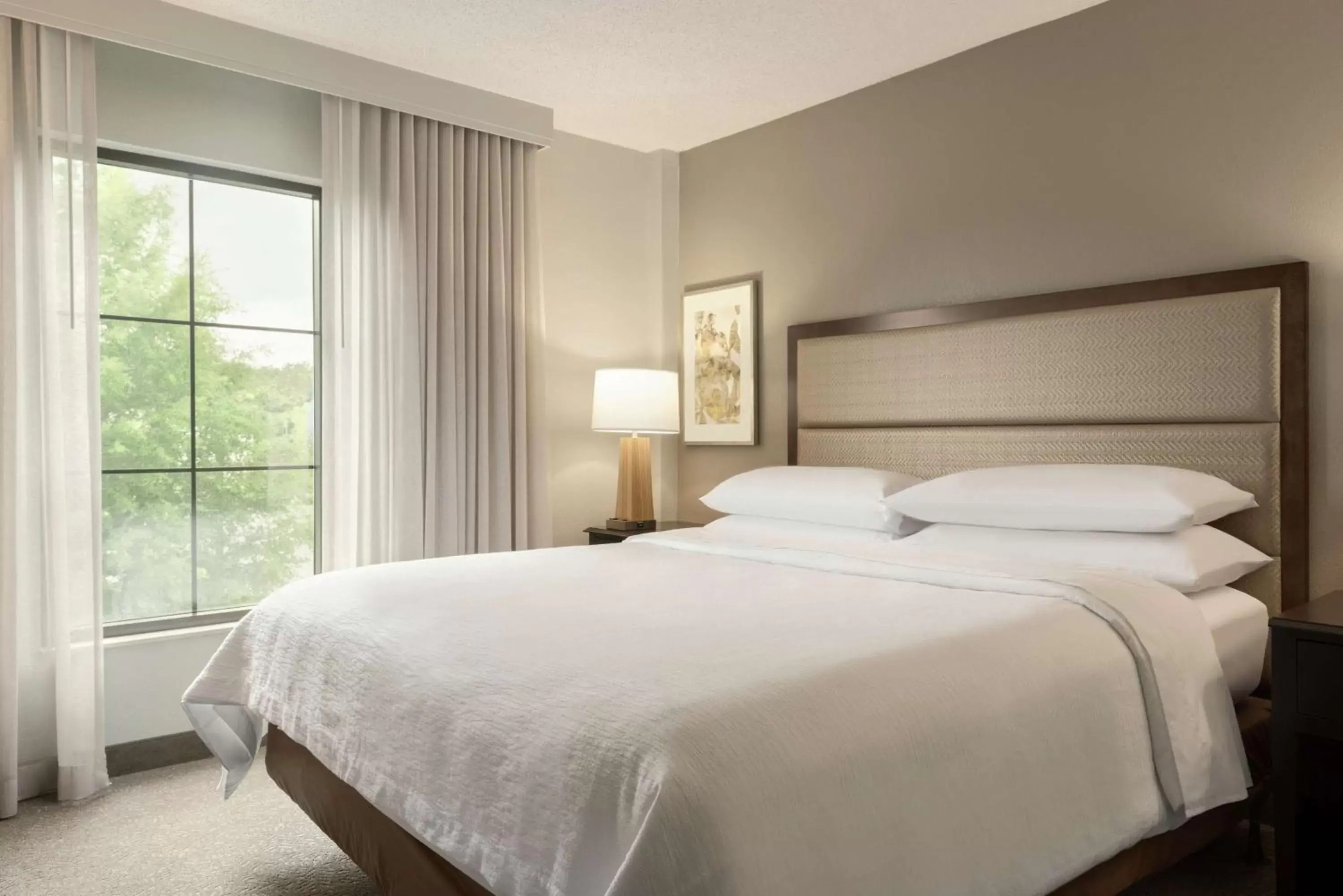 Bed in Embassy Suites by Hilton Atlanta Alpharetta