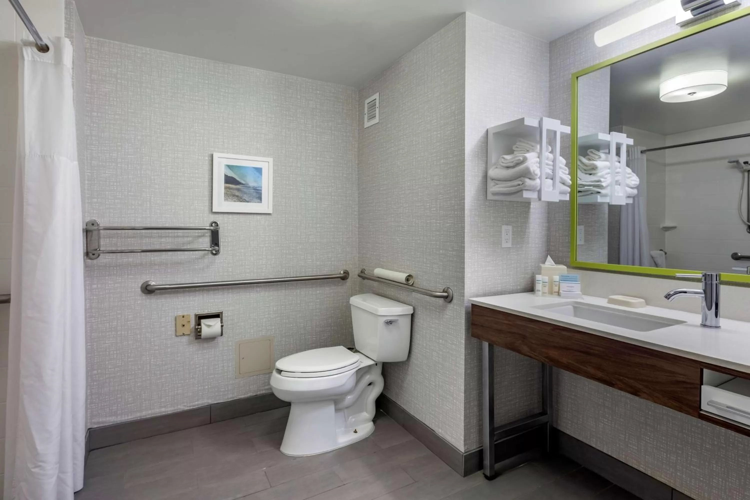 Bathroom in Hampton Inn Carlsbad North San Diego County