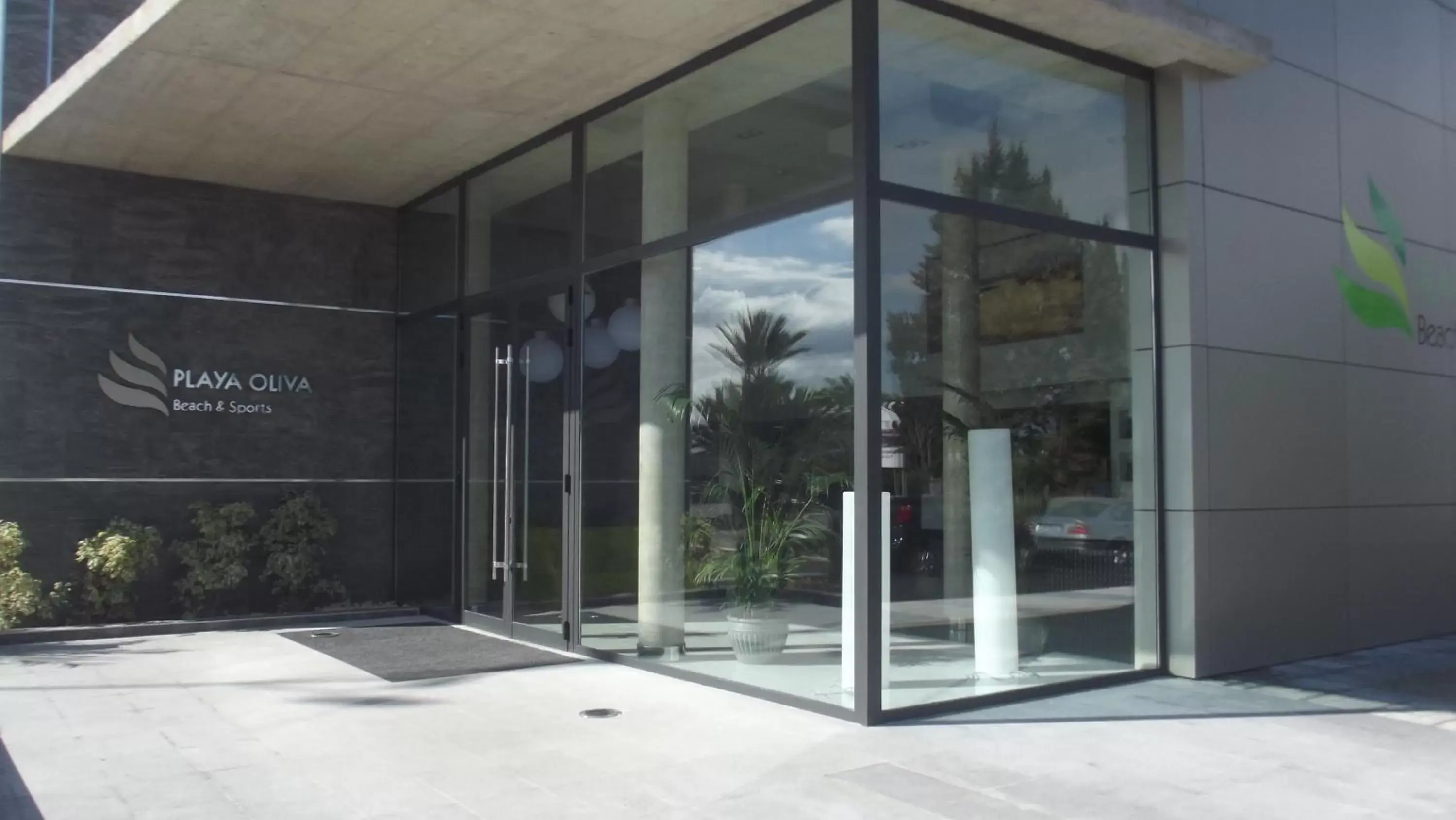 Facade/entrance in ApartHotel Playa Oliva Facade/entrance in ApartHotel Playa Oliva