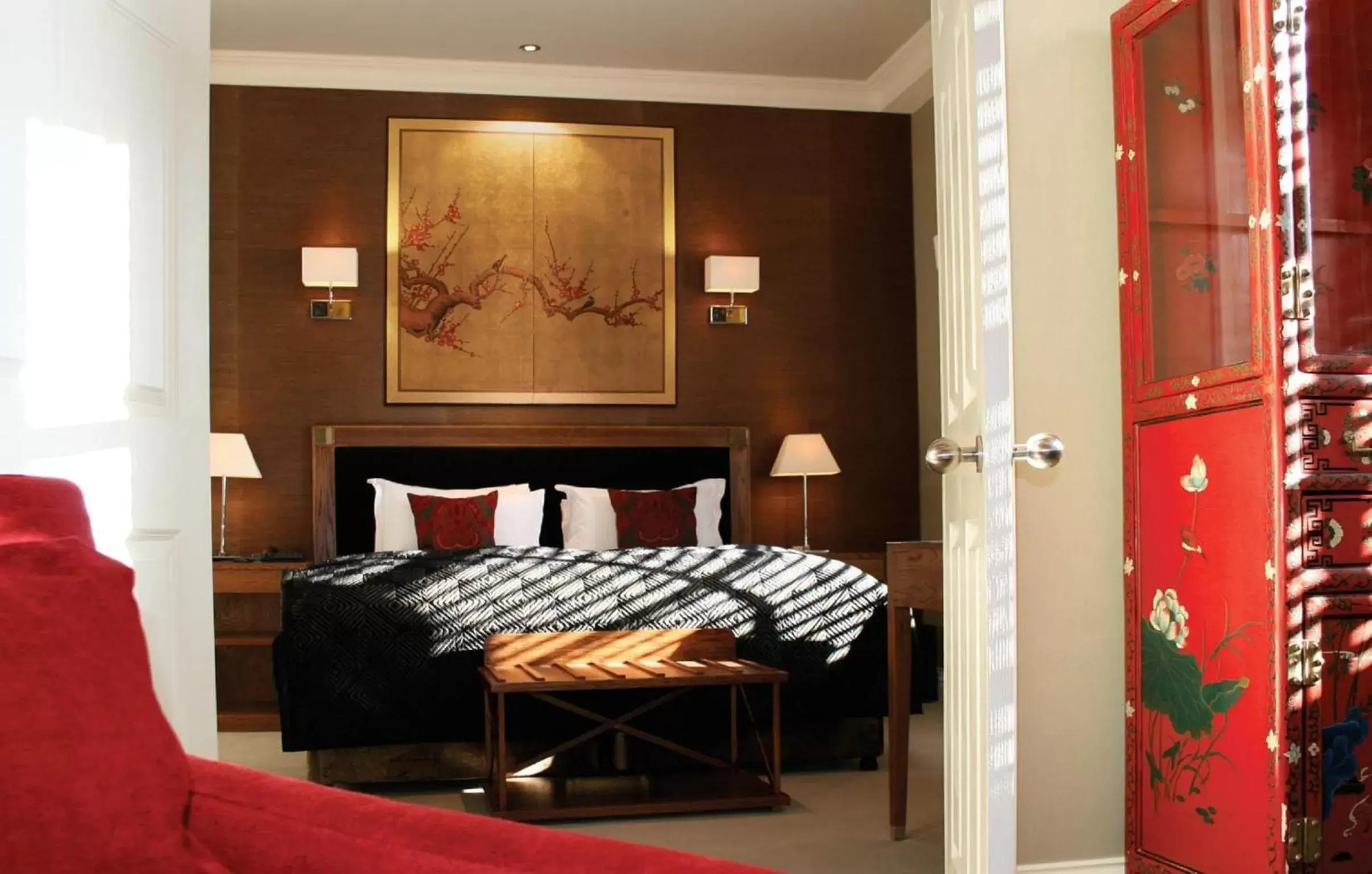 Bed in St Michael's Manor Hotel - St Albans