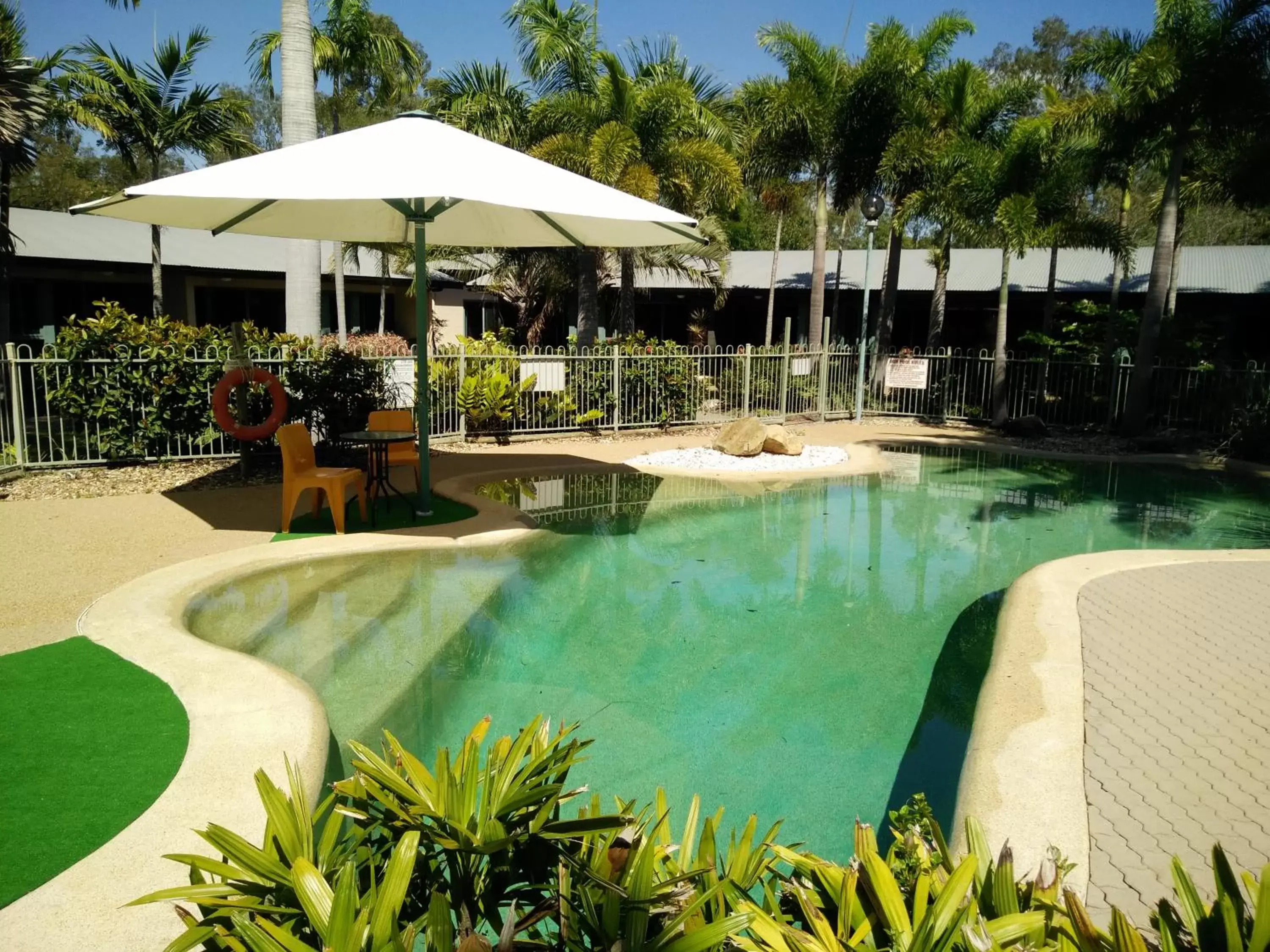 Swimming Pool in Capricorn Motel & Conference Centre