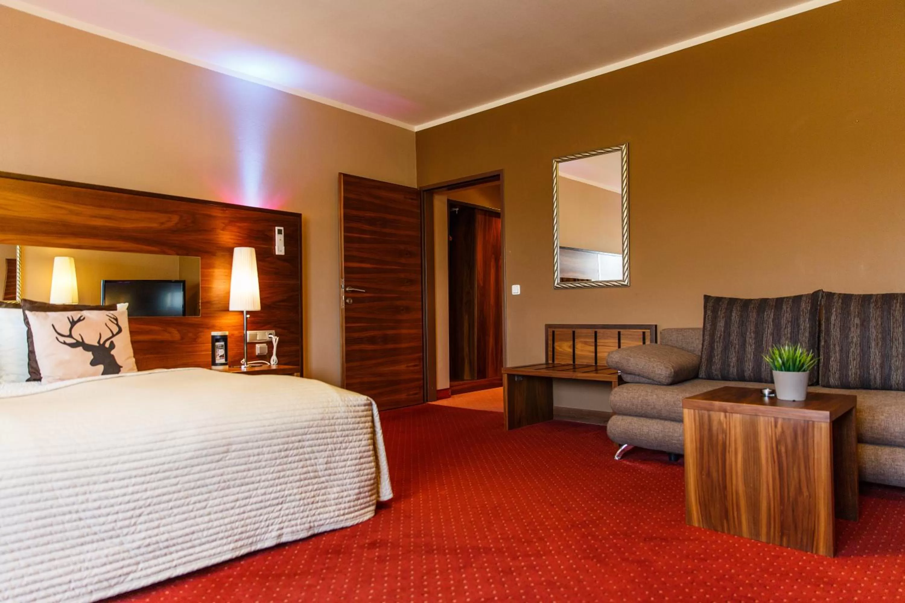 Photo of the whole room, Bed in Hotel Salzburg