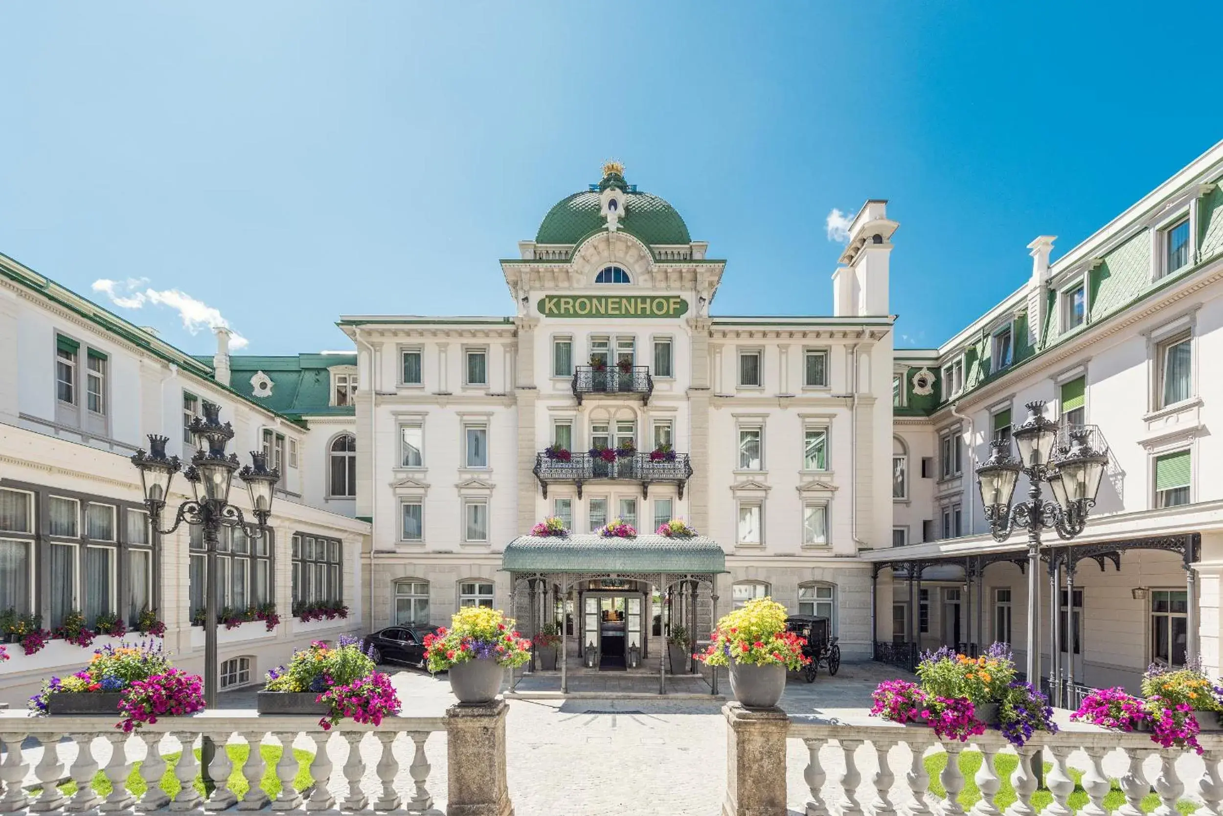 Facade/entrance, Property Building in Grand Hotel Kronenhof