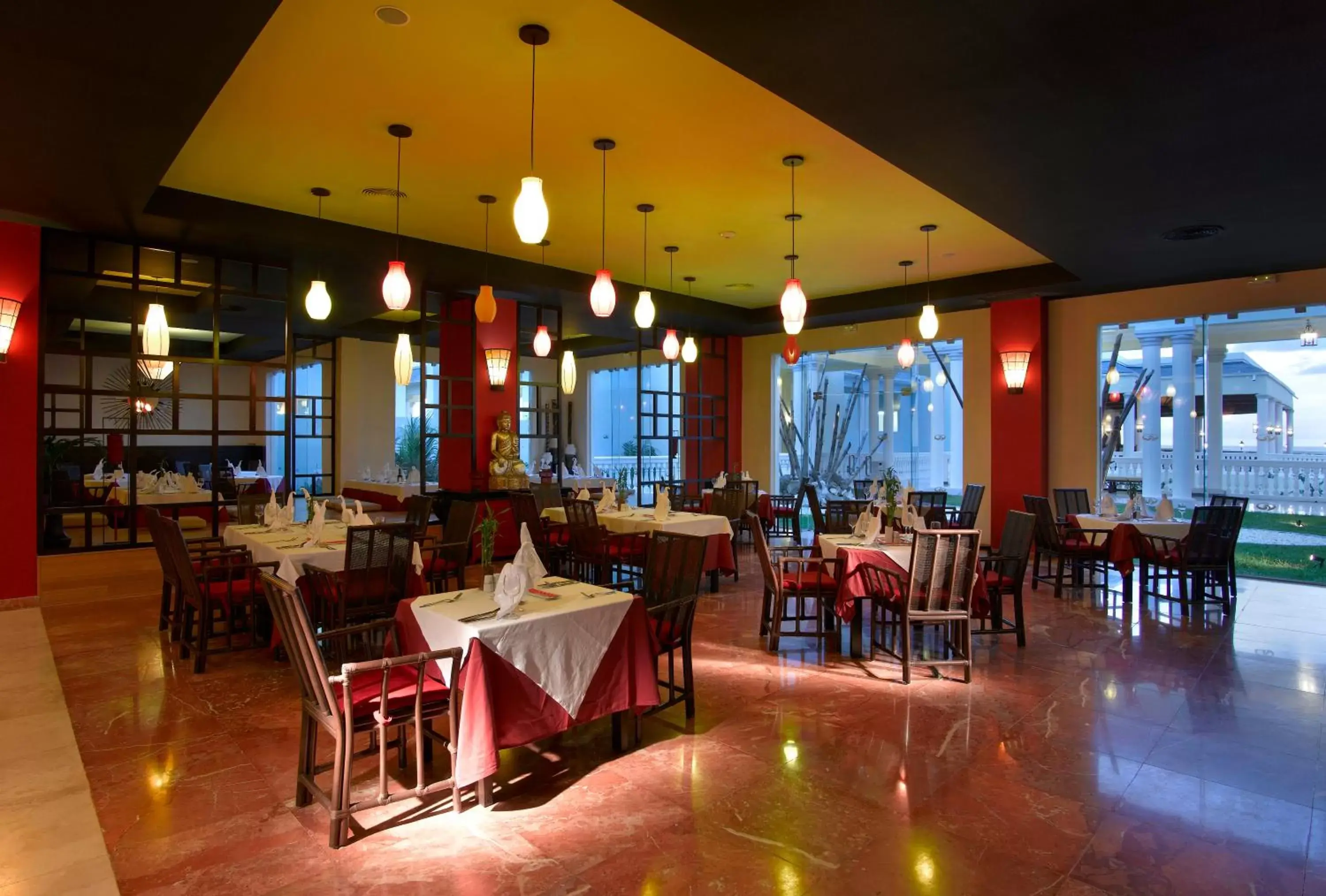 Restaurant/places to eat in Grand Palladium Lady Hamilton Resort & Spa - All Inclusive Restaurant/places to eat in Grand Palladium Lady Hamilton Resort & Spa - All Inclusive