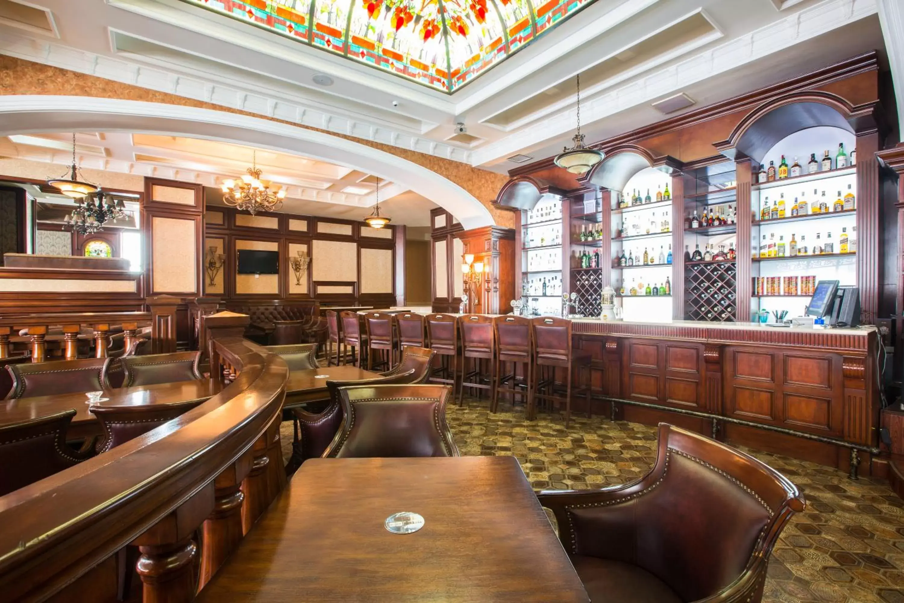 Restaurant/places to eat in Bishrelt Hotel Restaurant/places to eat in Bishrelt Hotel