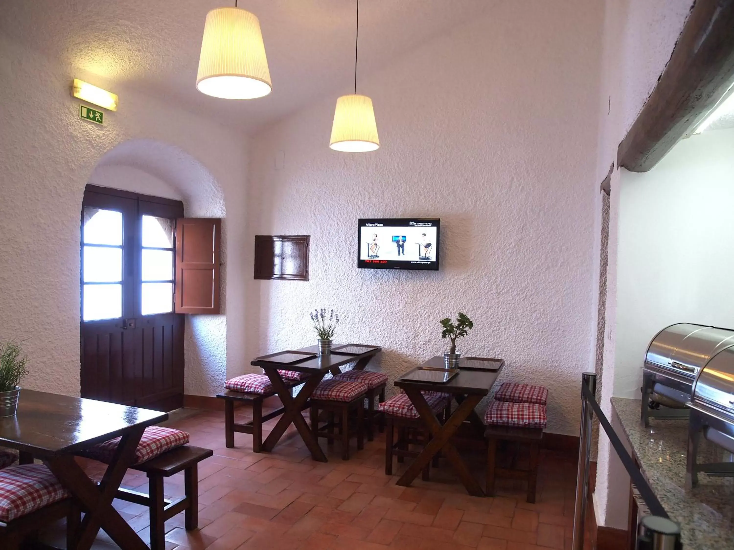Restaurant/places to eat, Dining Area in Dom Dinis Marvão