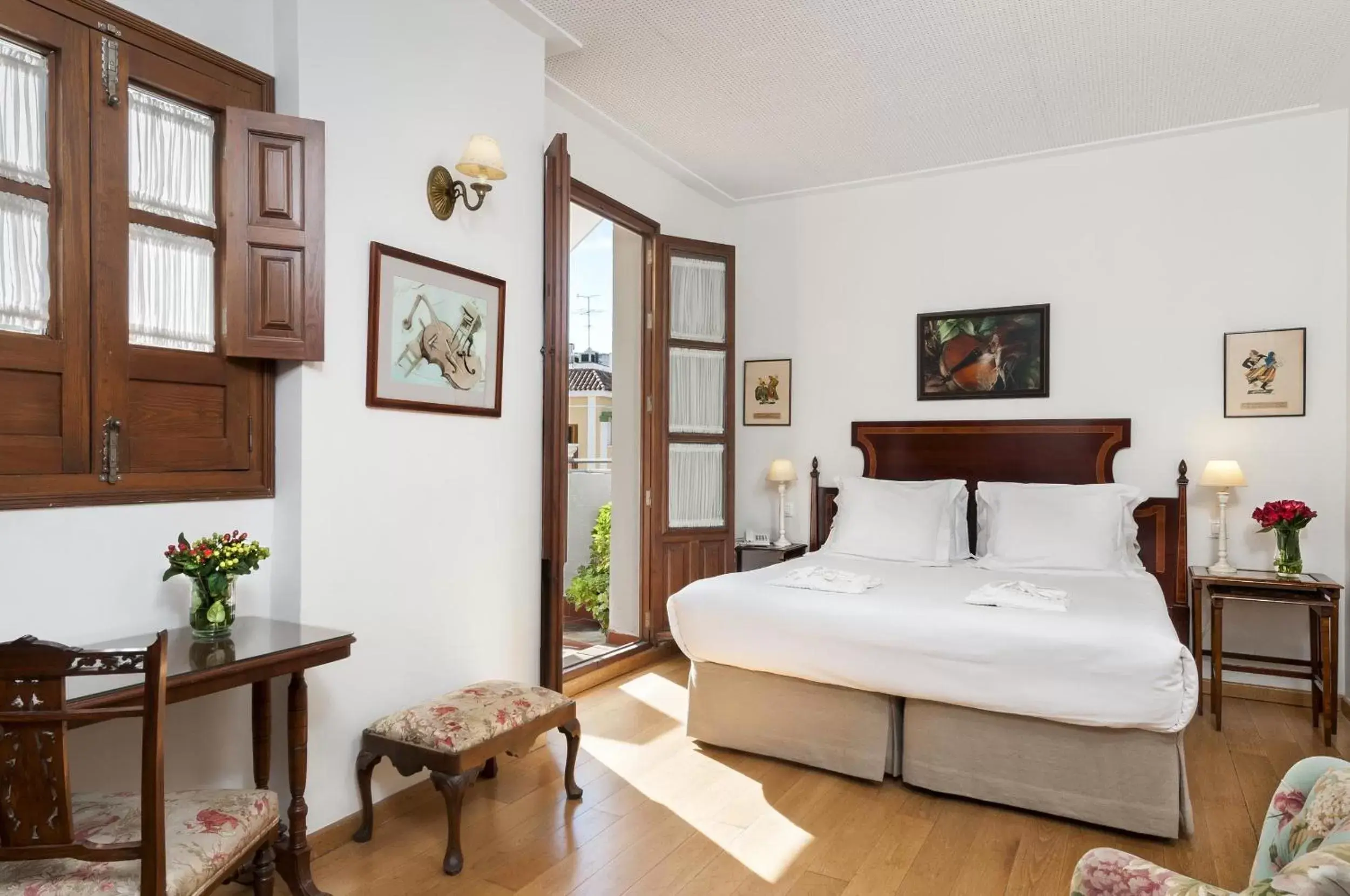 Bedroom in Hotel Amadeus Sevilla