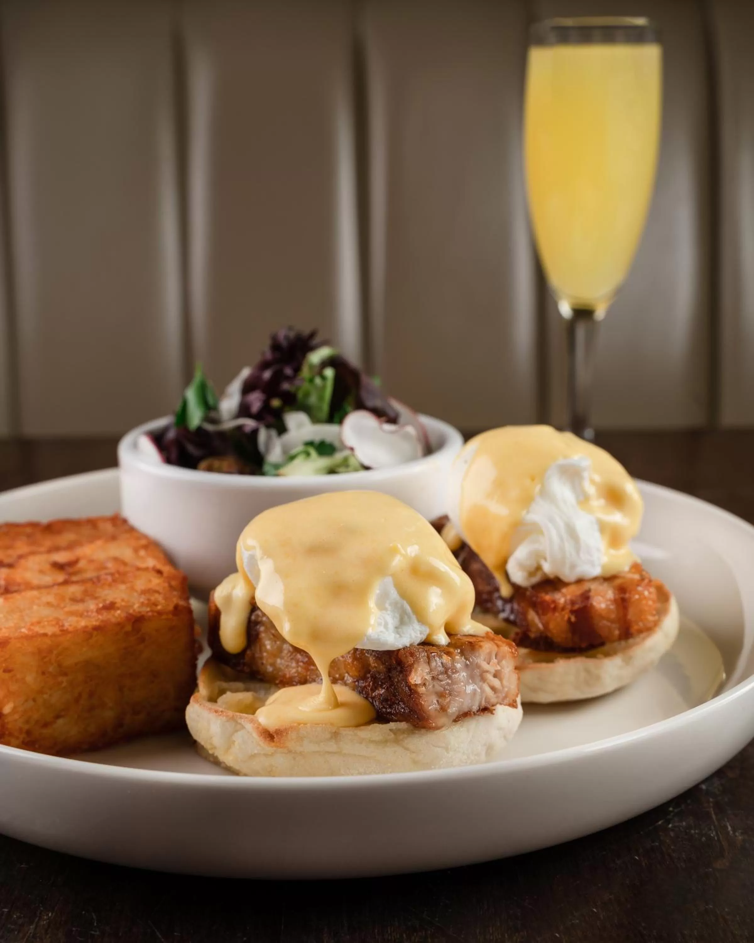 Restaurant/places to eat in Century Plaza Hotel