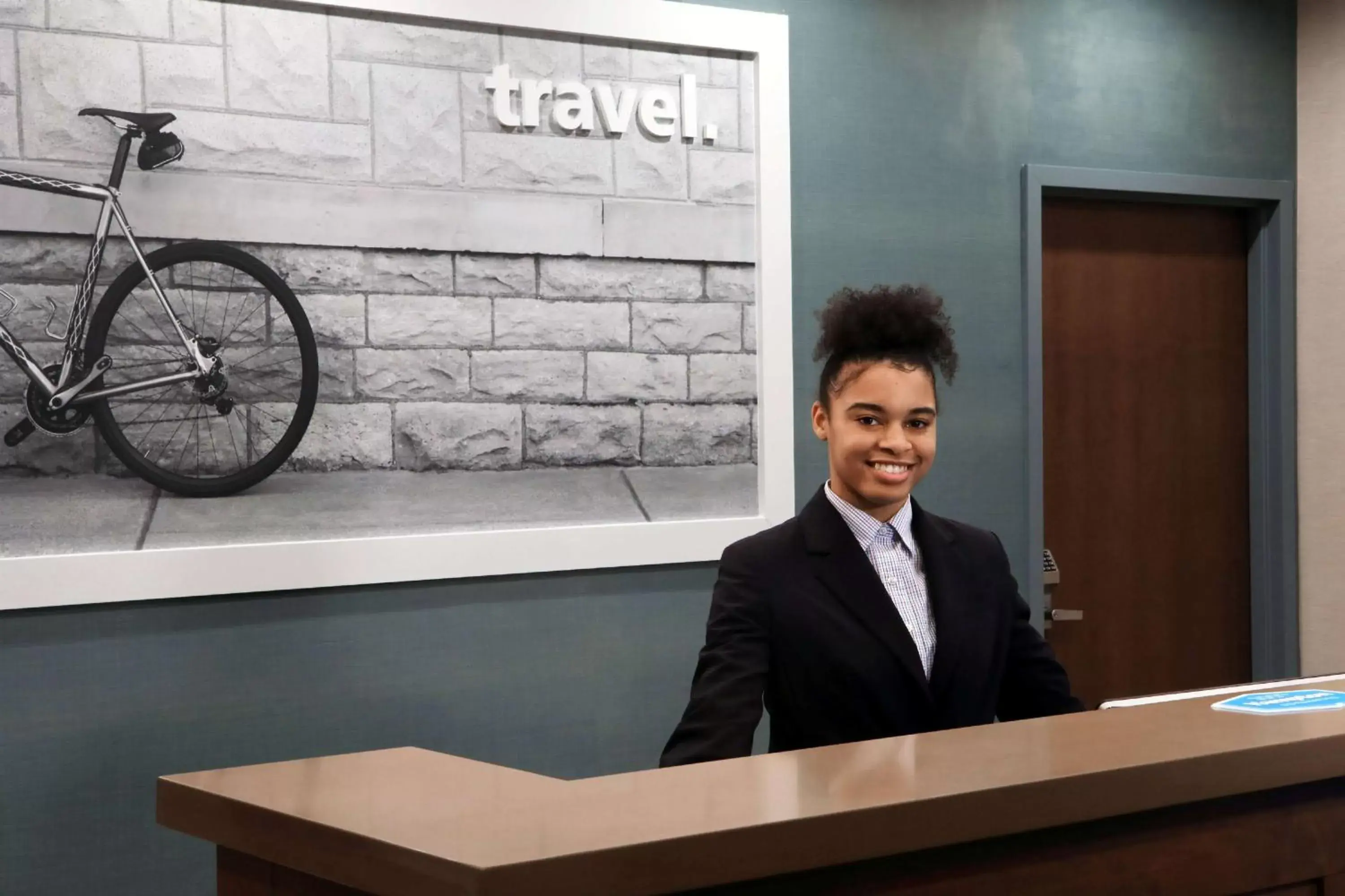Lobby or reception in Hampton Inn & Suites By Hilton Baltimore/Aberdeen, Md Lobby or reception in Hampton Inn & Suites By Hilton Baltimore/Aberdeen, Md