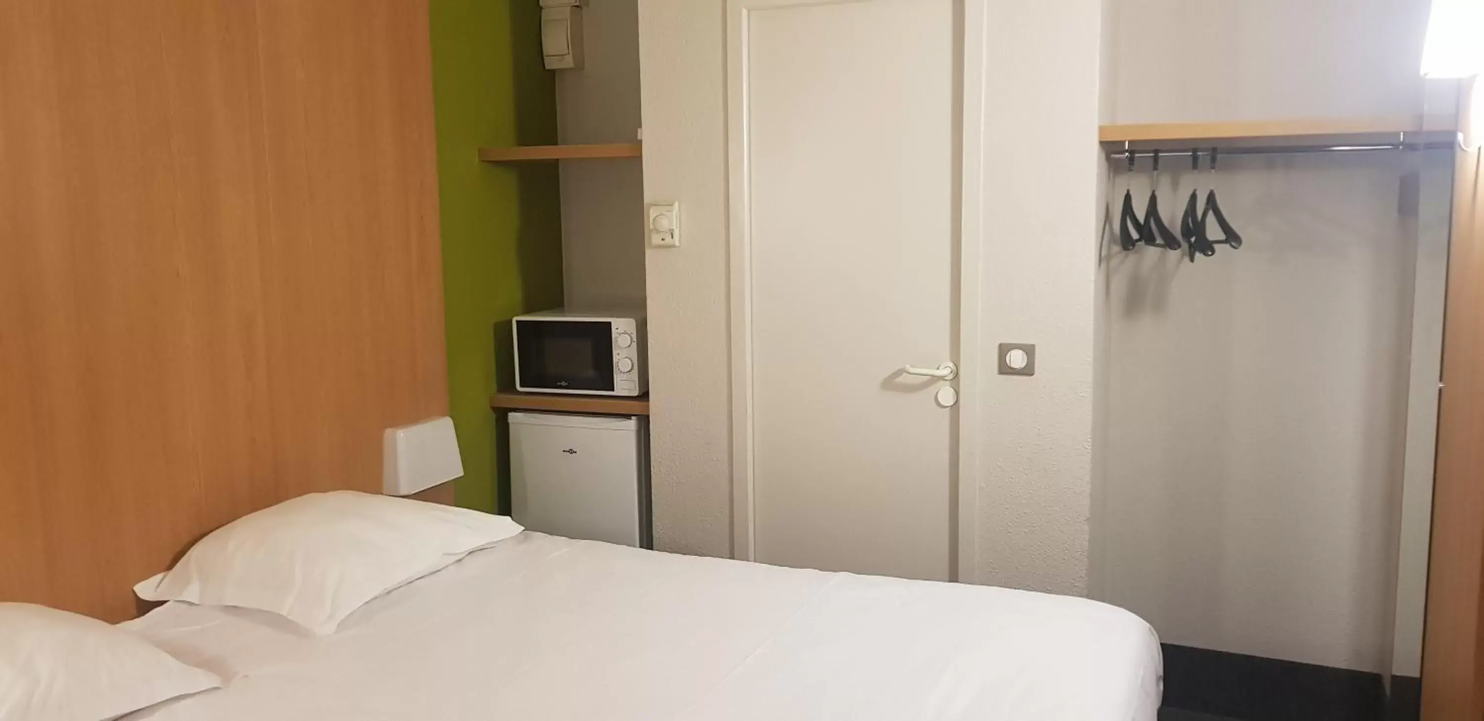 Bed in Kyriad Direct Poitiers - Gare du Futuroscope Bed in Kyriad Direct Poitiers - Gare du Futuroscope