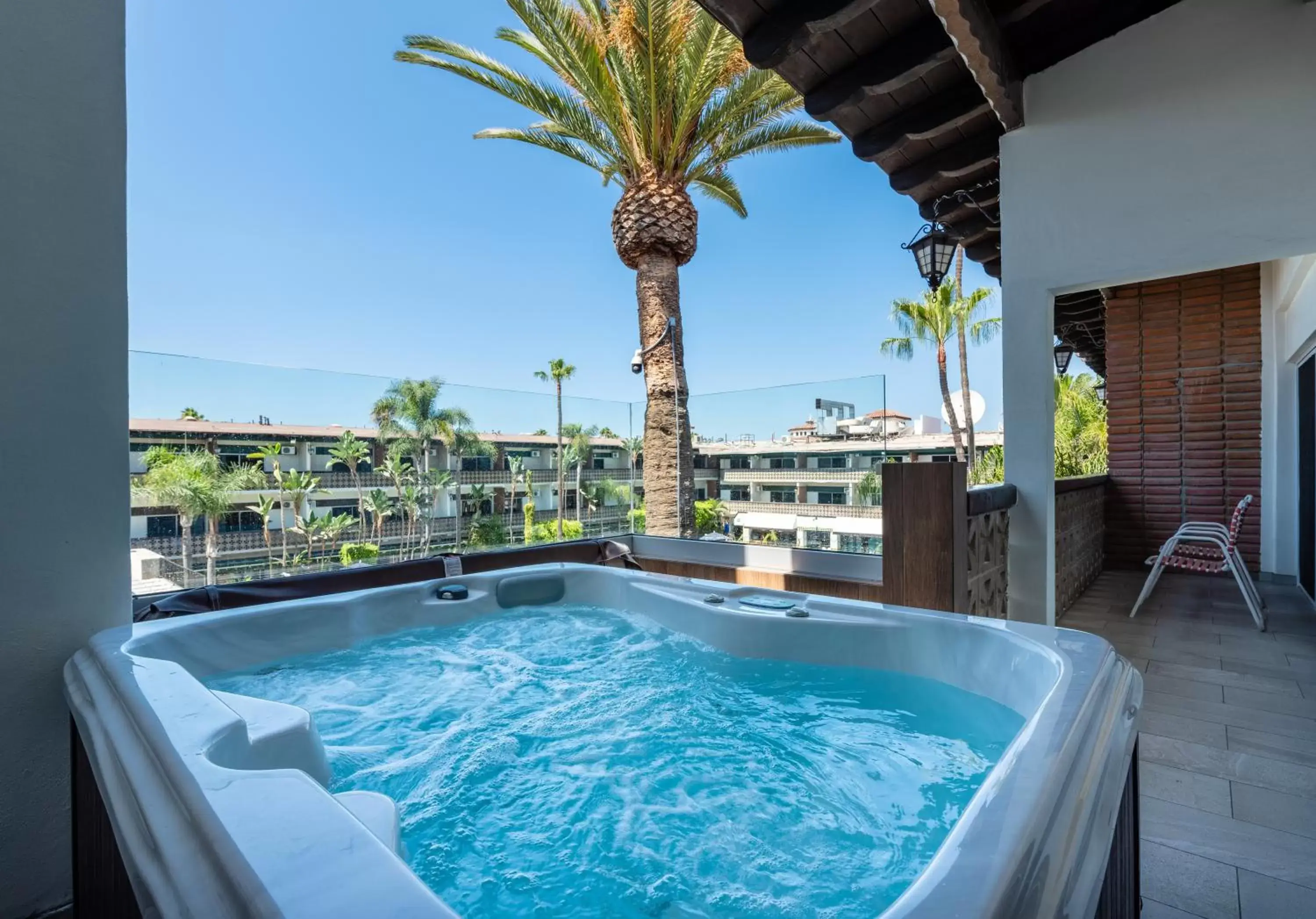 Hot Tub in San Nicolas Hotel Casino