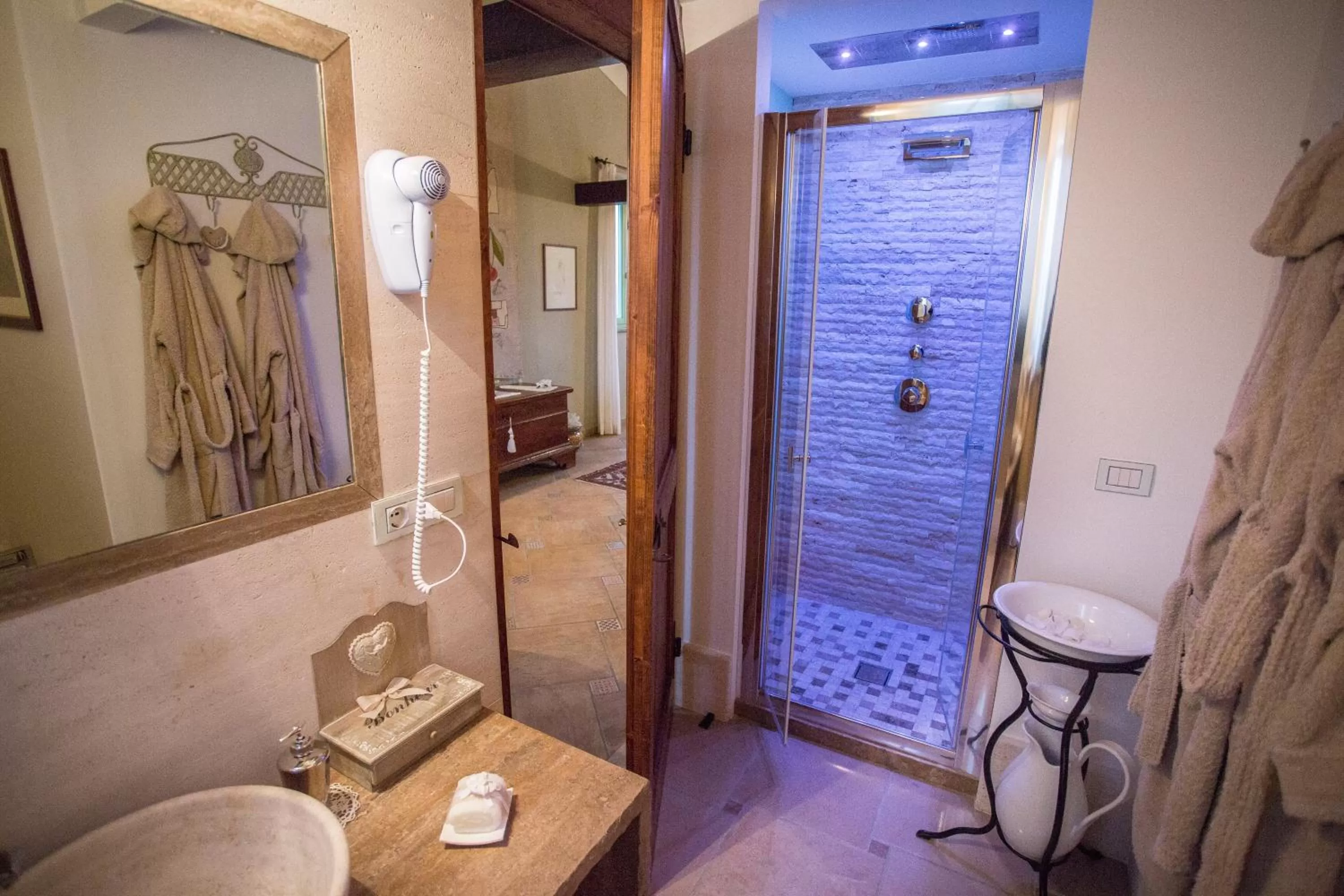 Shower in Locanda Antico Casale Cesenatico