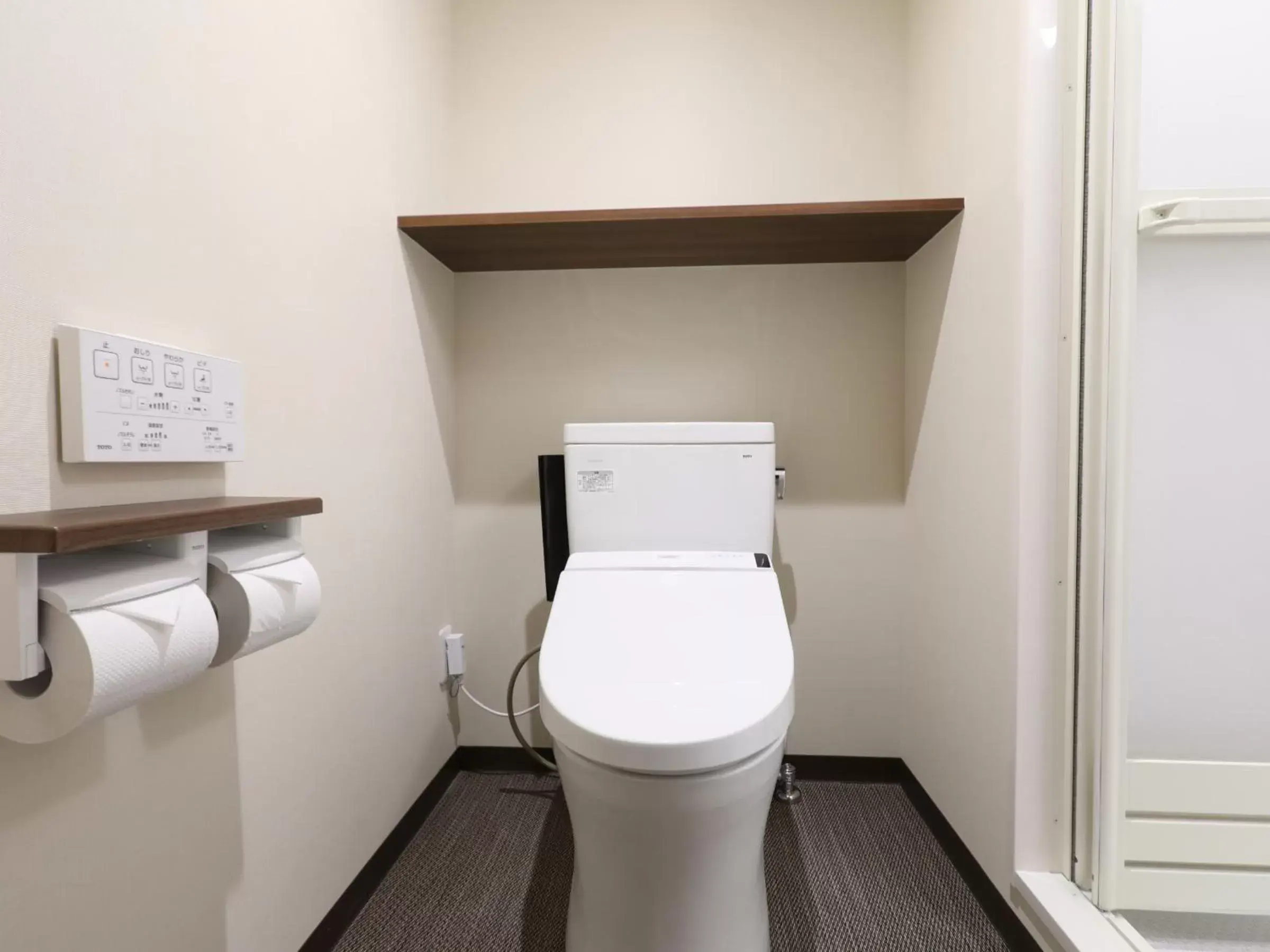 Standard Twin Room in Dormy Inn Ikebukuro - Natural Hot Spring Standard Twin Room in Dormy Inn Ikebukuro - Natural Hot Spring