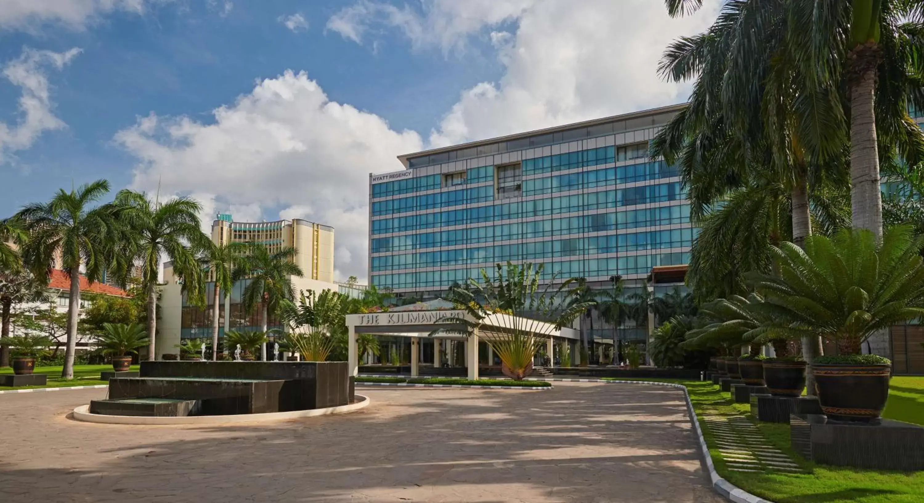 Property Building in Hyatt Regency Dar es Salaam, The Kilimanjaro