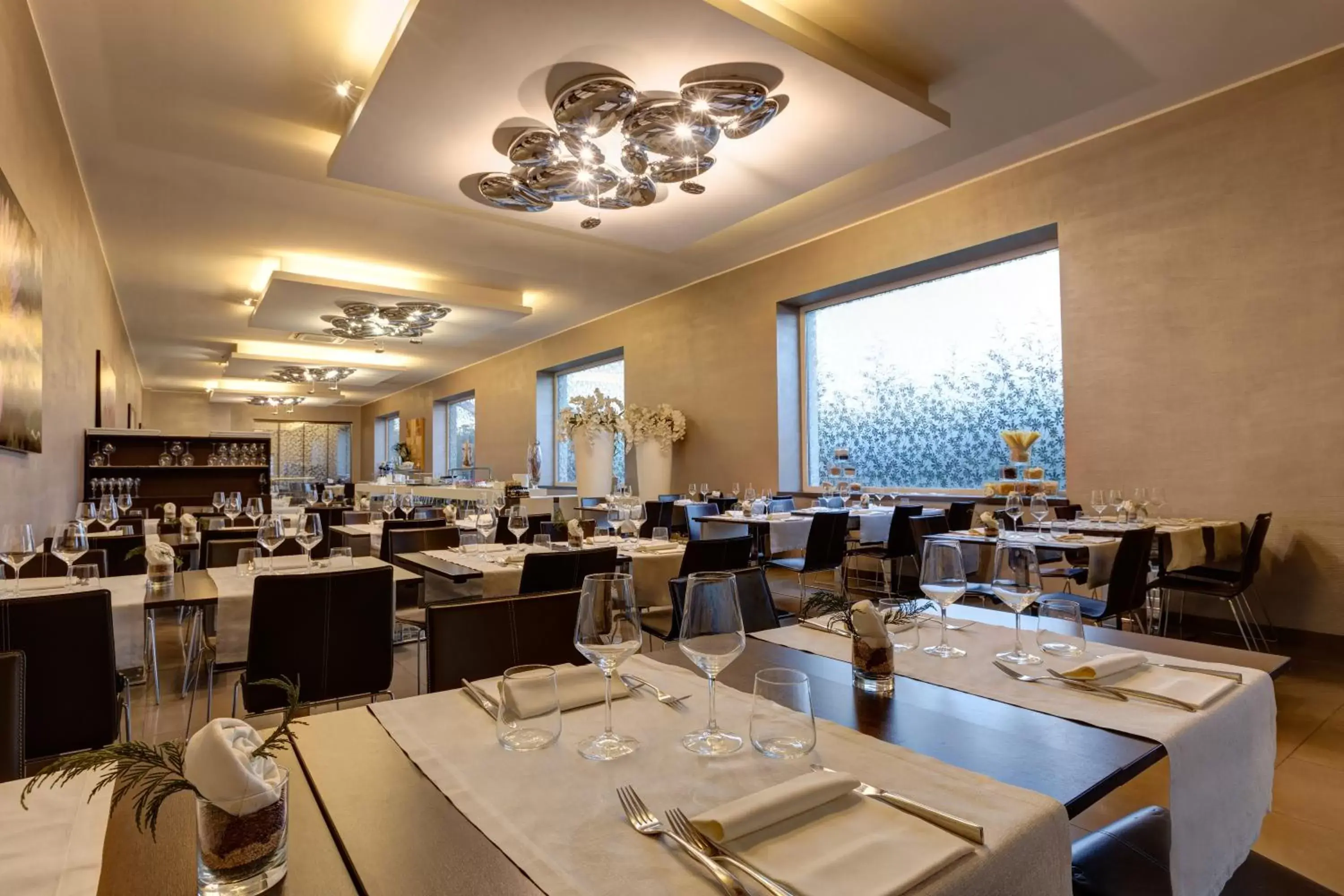 Restaurant/places to eat in Klima Hotel Milano Fiere Restaurant/places to eat in Klima Hotel Milano Fiere