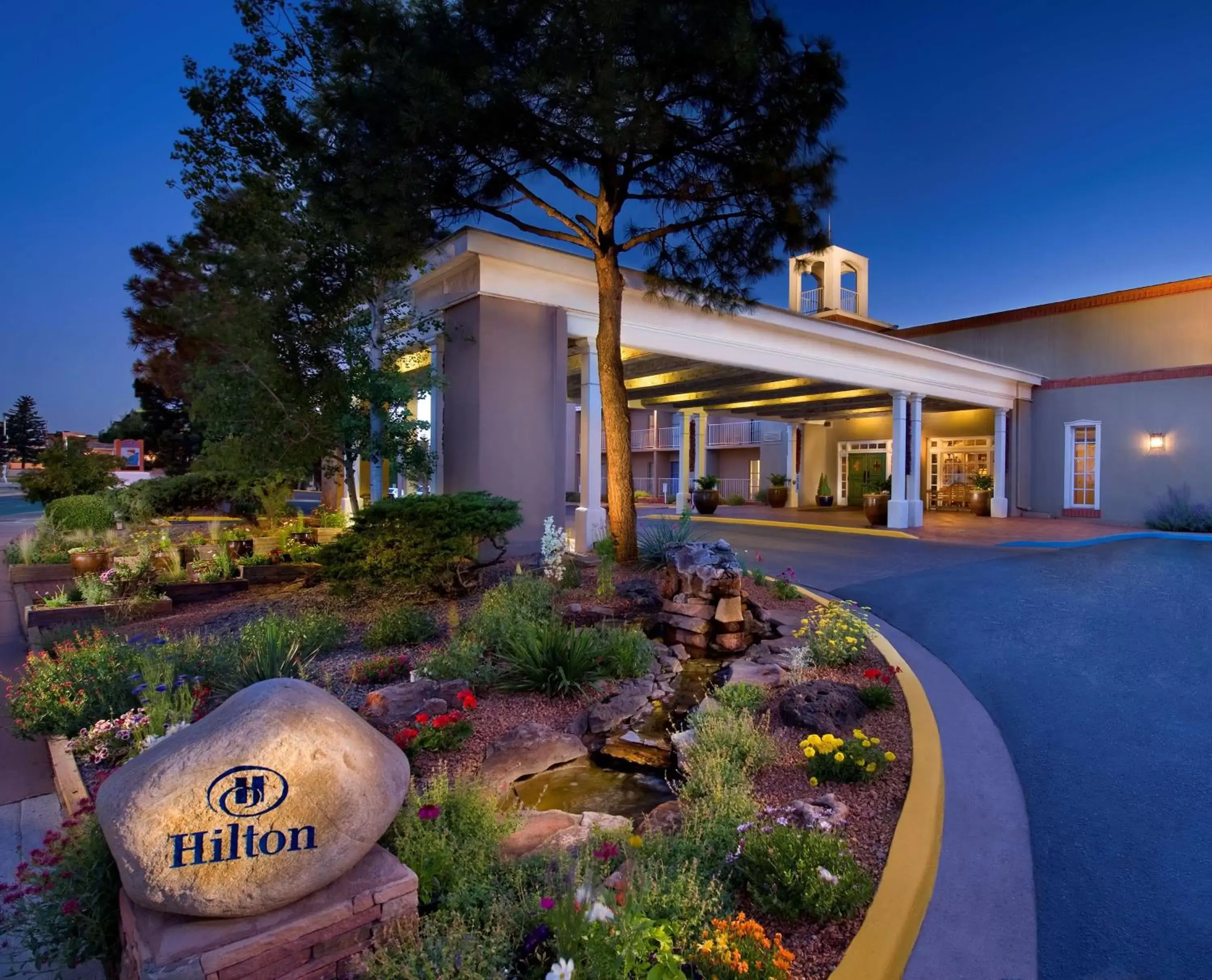 Property Building in Hilton Santa Fe Historic Plaza