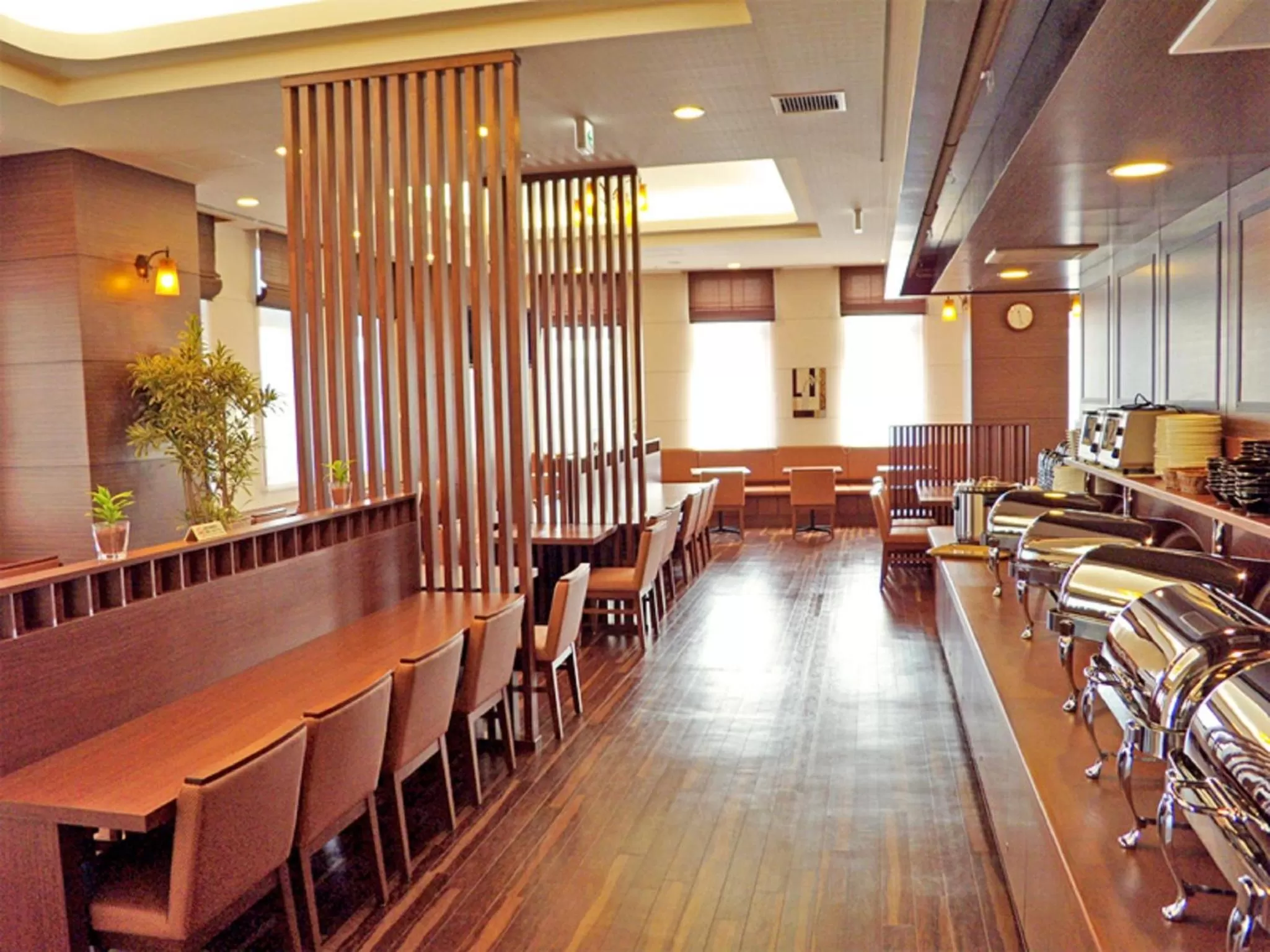 Restaurant/places to eat in Hotel Route-Inn Higashimuroran Ekimae