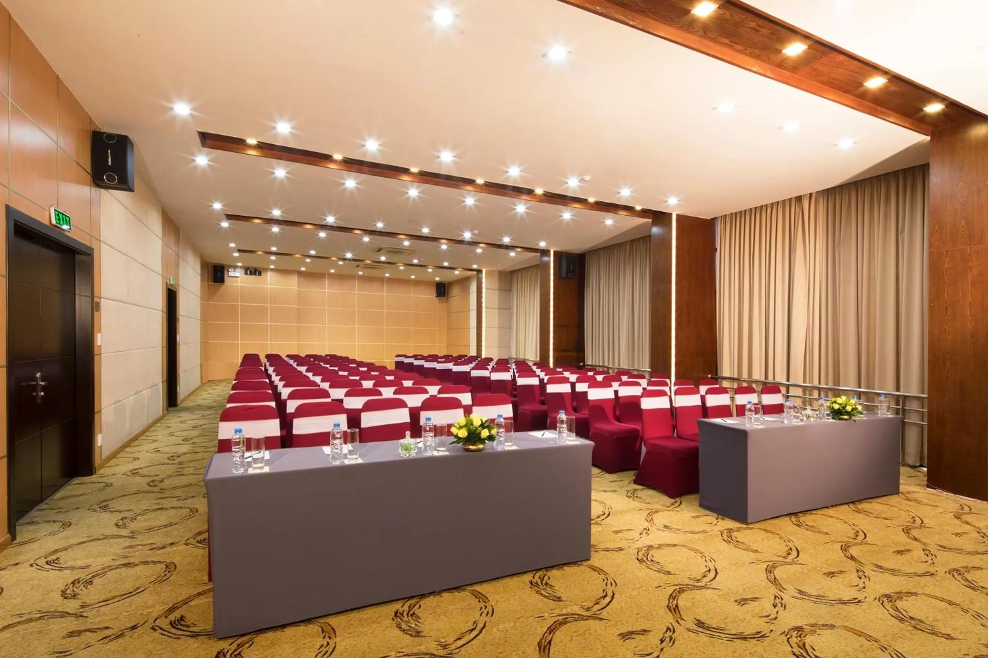 Banquet/Function facilities in Vien Dong Hotel - Near Bui Vien Walking Street