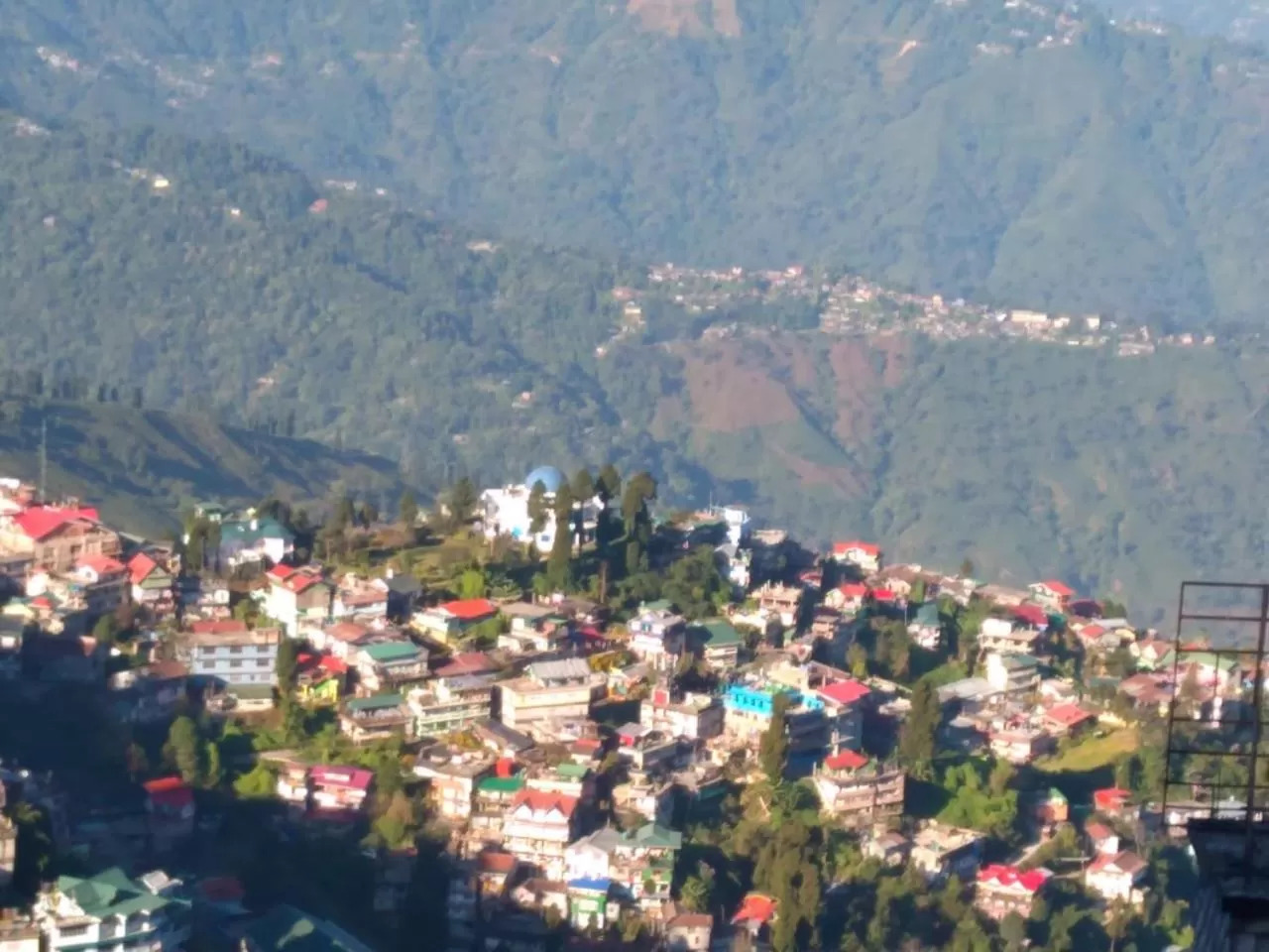 City view, Bird's-eye View in Cedar Inn
