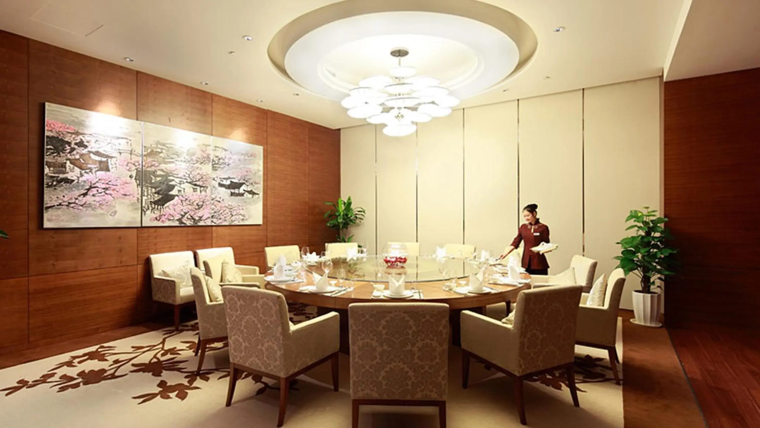 Restaurant/Places to Eat in Holiday Inn Nantong Oasis International, an IHG Hotel
