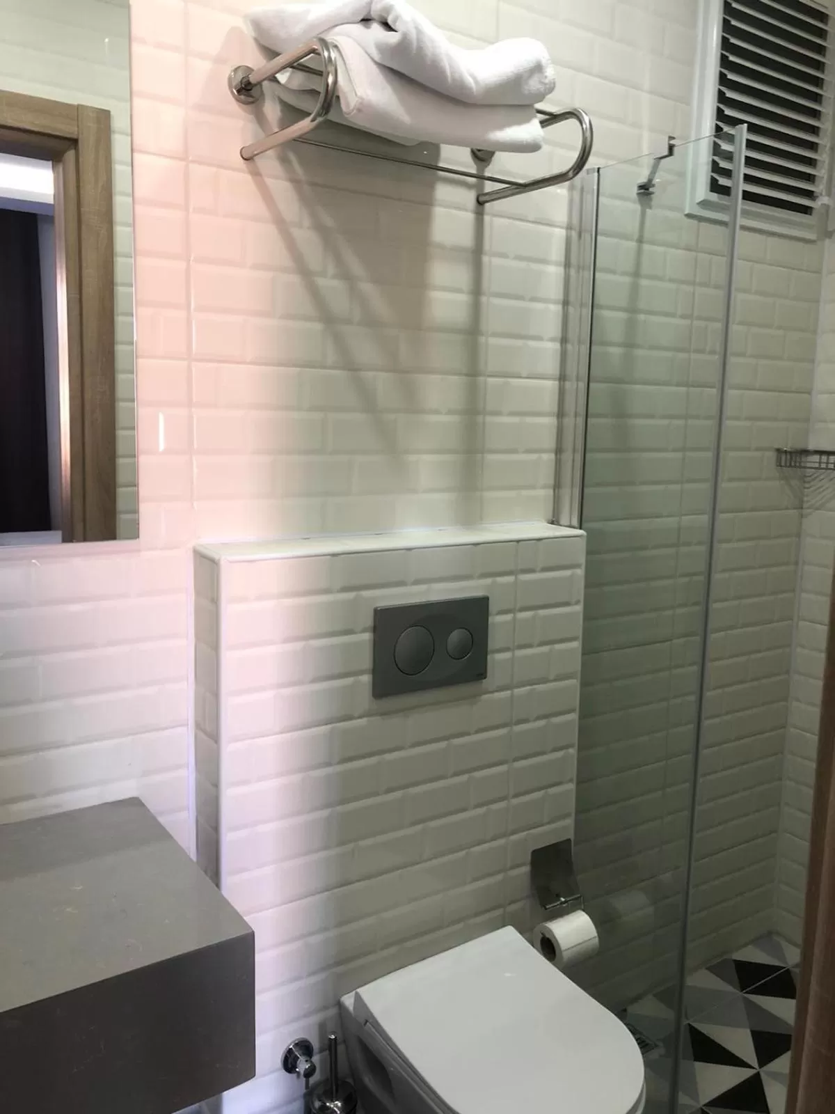 Bathroom in Okda Hotel