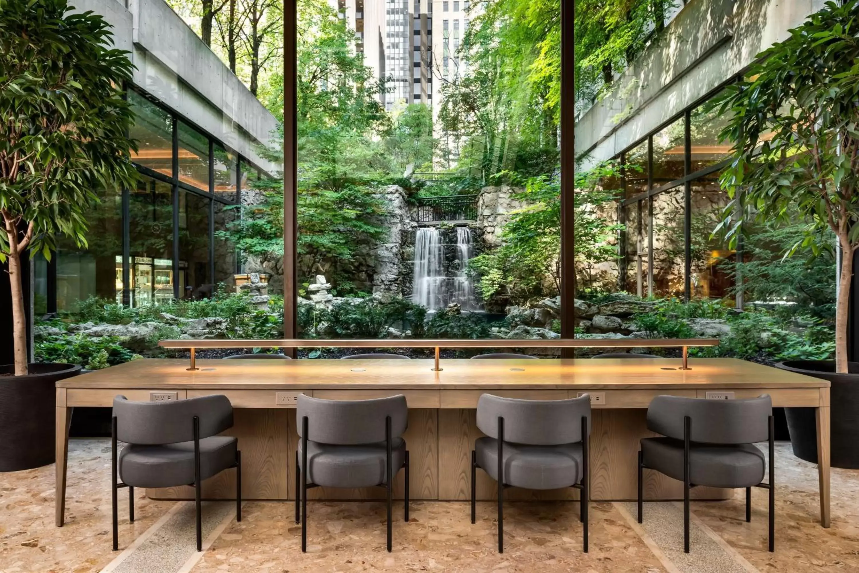 Lobby or reception in Sheraton Centre Toronto Hotel