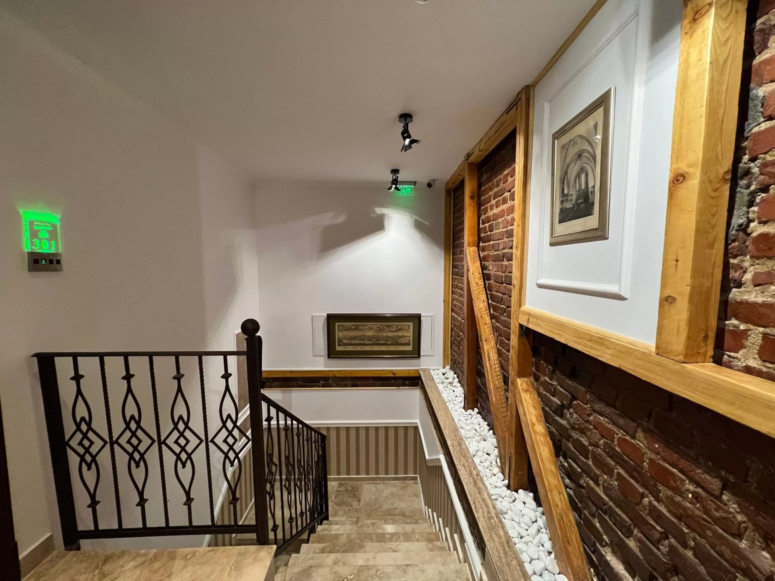 Lobby or reception in Hotel Boutique Cathedral Plaza Residences room for rent downtown