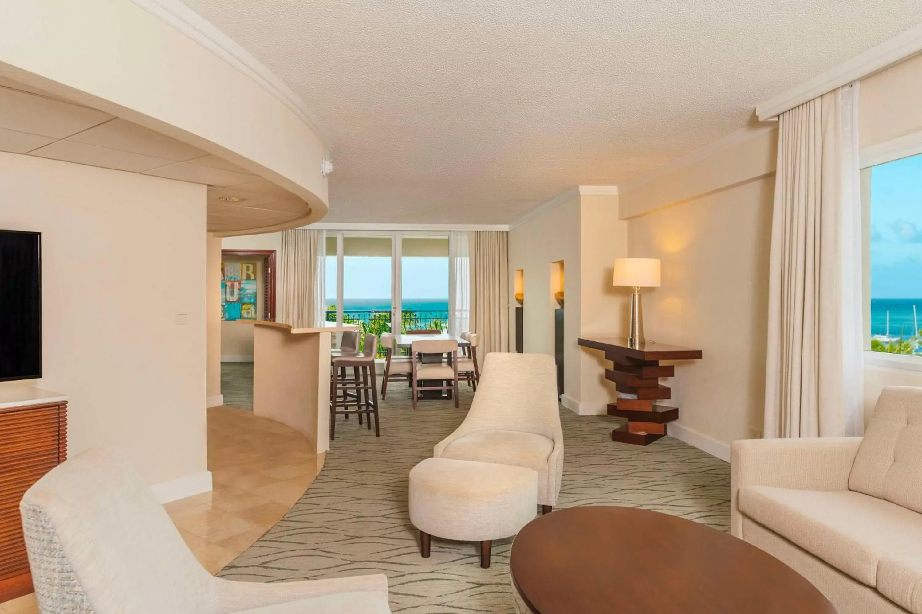 Living room, Seating Area in Hilton Aruba Caribbean Resort & Casino