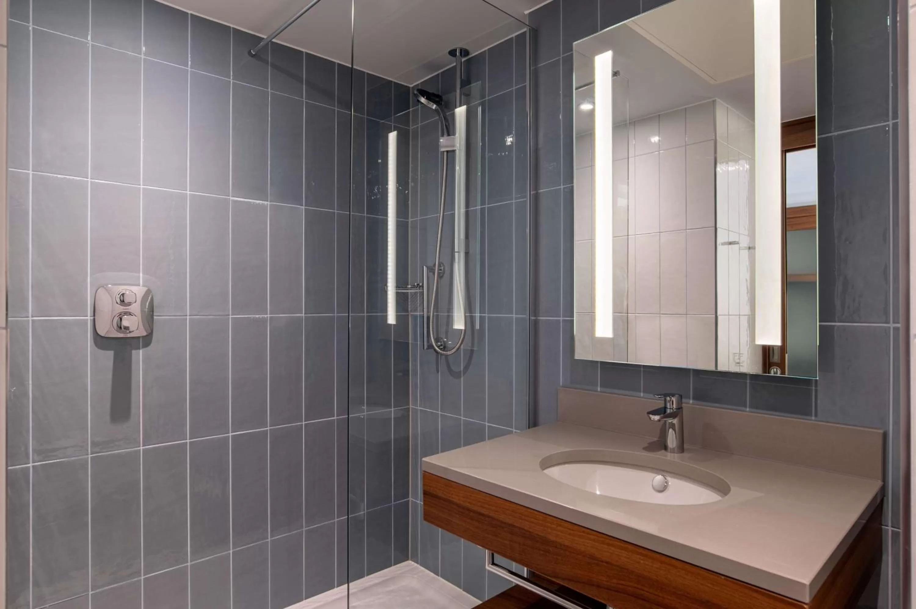 Bathroom in Hampton by Hilton Canterbury