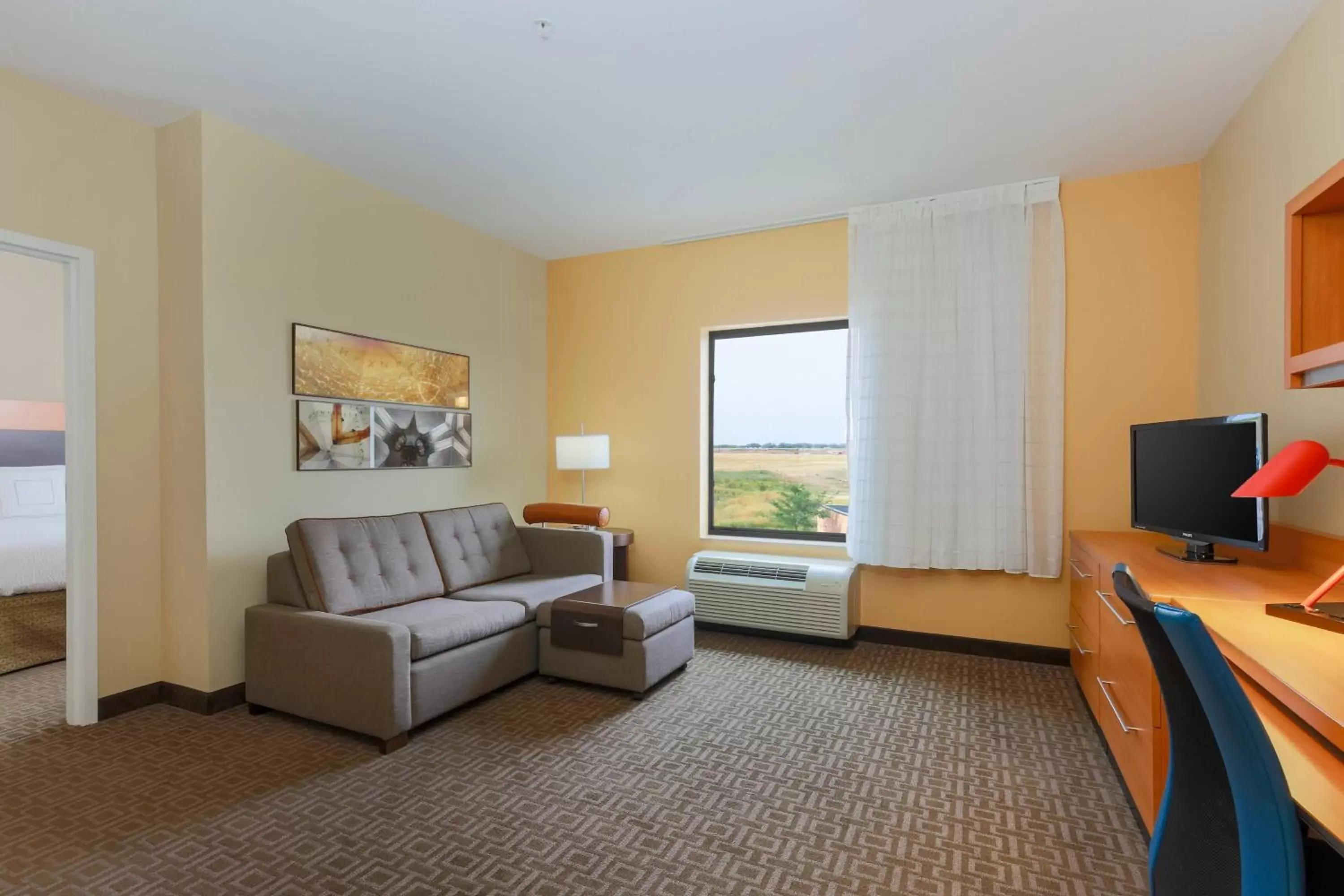 Living room, Seating Area in TownePlace Suites by Marriott Cheyenne Southwest/Downtown Area