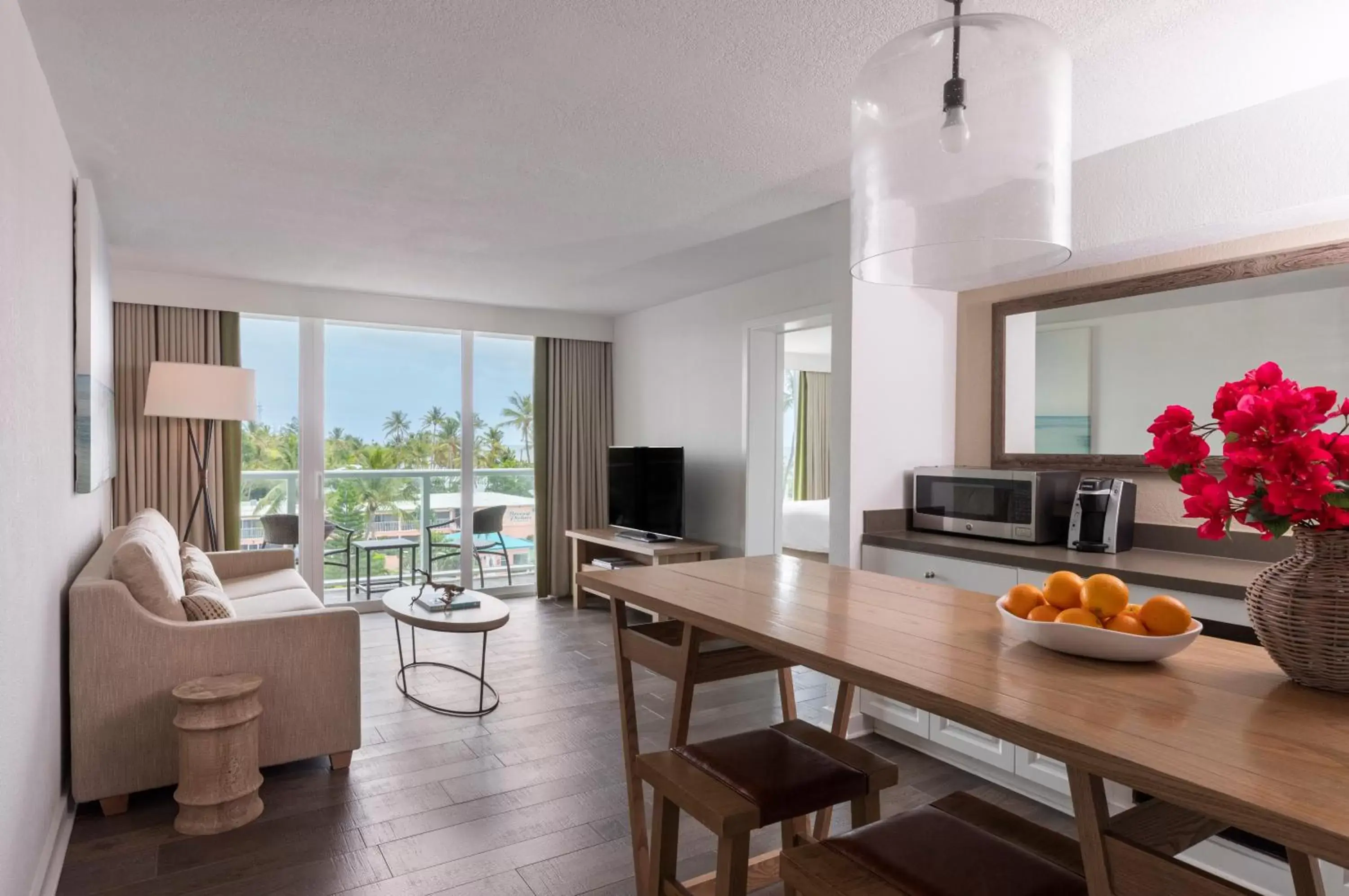 Kitchen or kitchenette in Amara Cay Resort