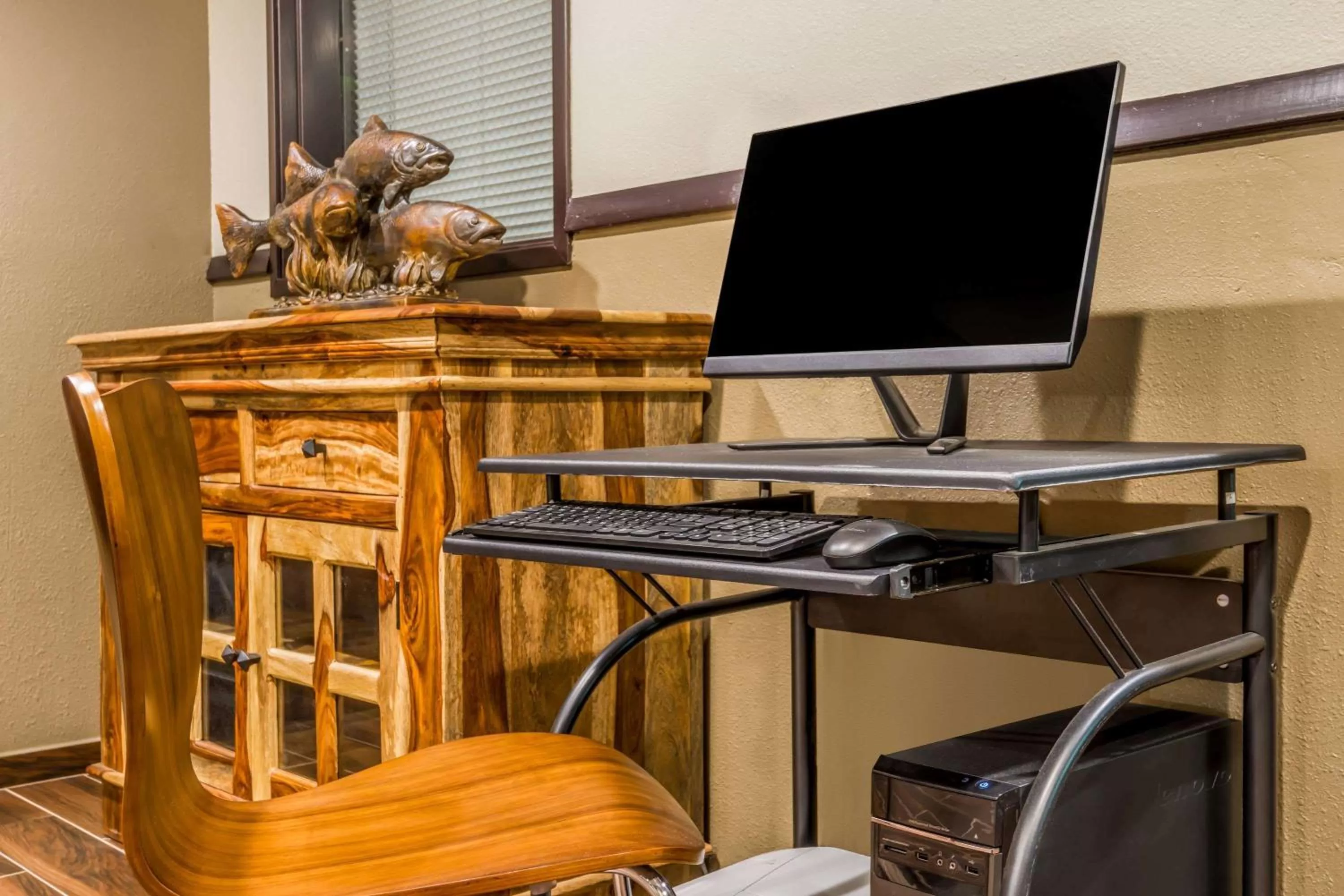 Business facilities in Super 8 by Wyndham Kimball