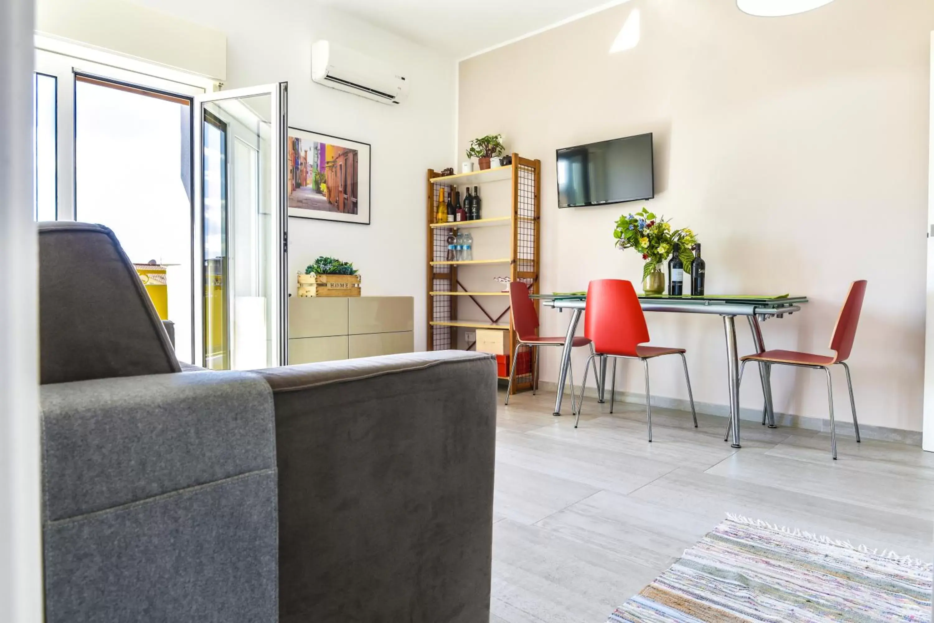 Seating Area in Aurora Residence