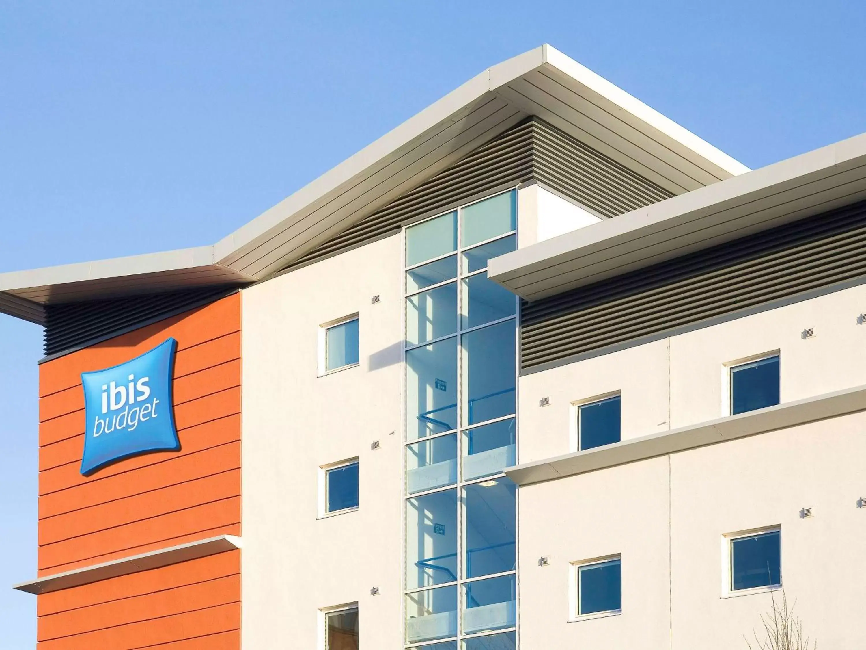 Property Building in ibis budget Cardiff Centre