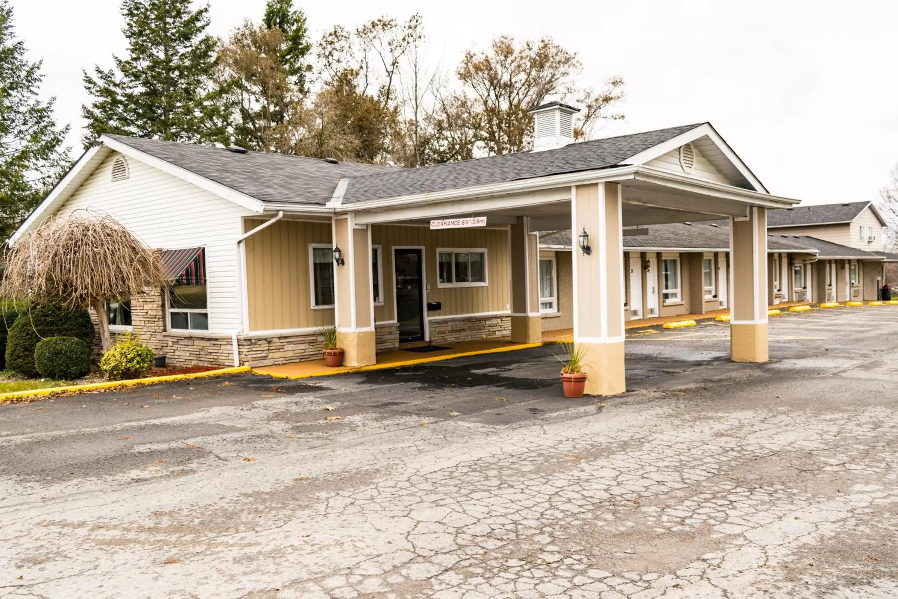 Property Building in Countryside Inn