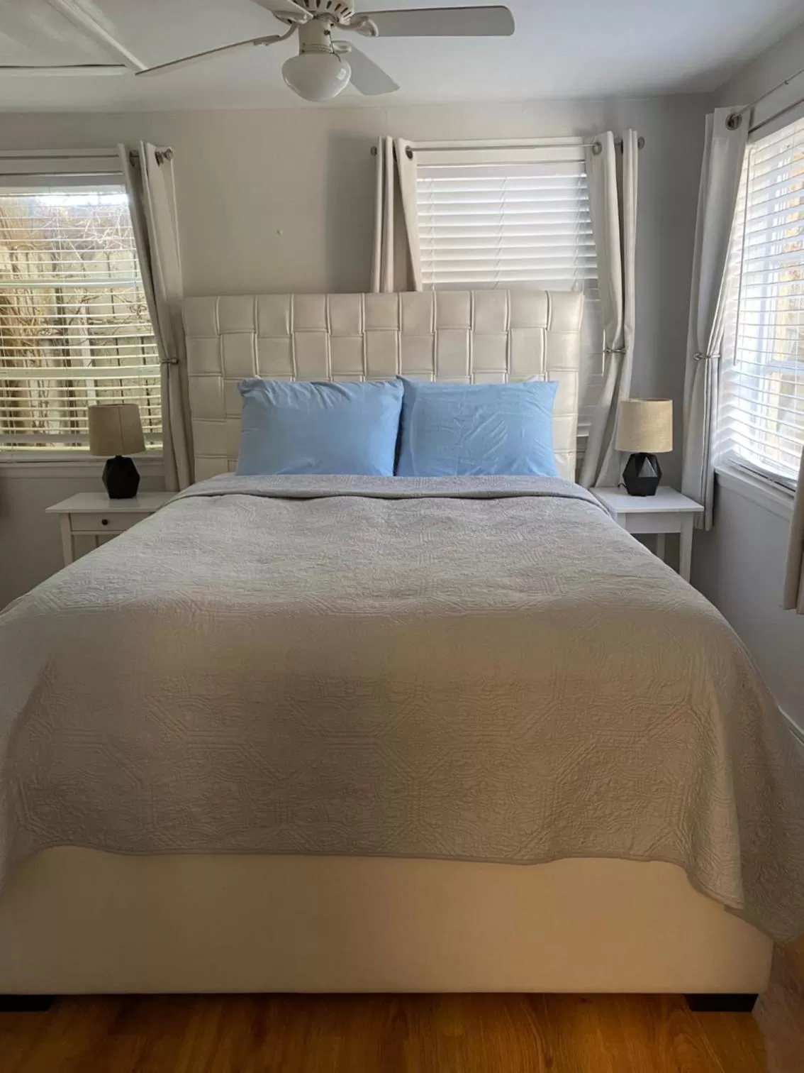 Bedroom, Bed in Turtle Beach Resort