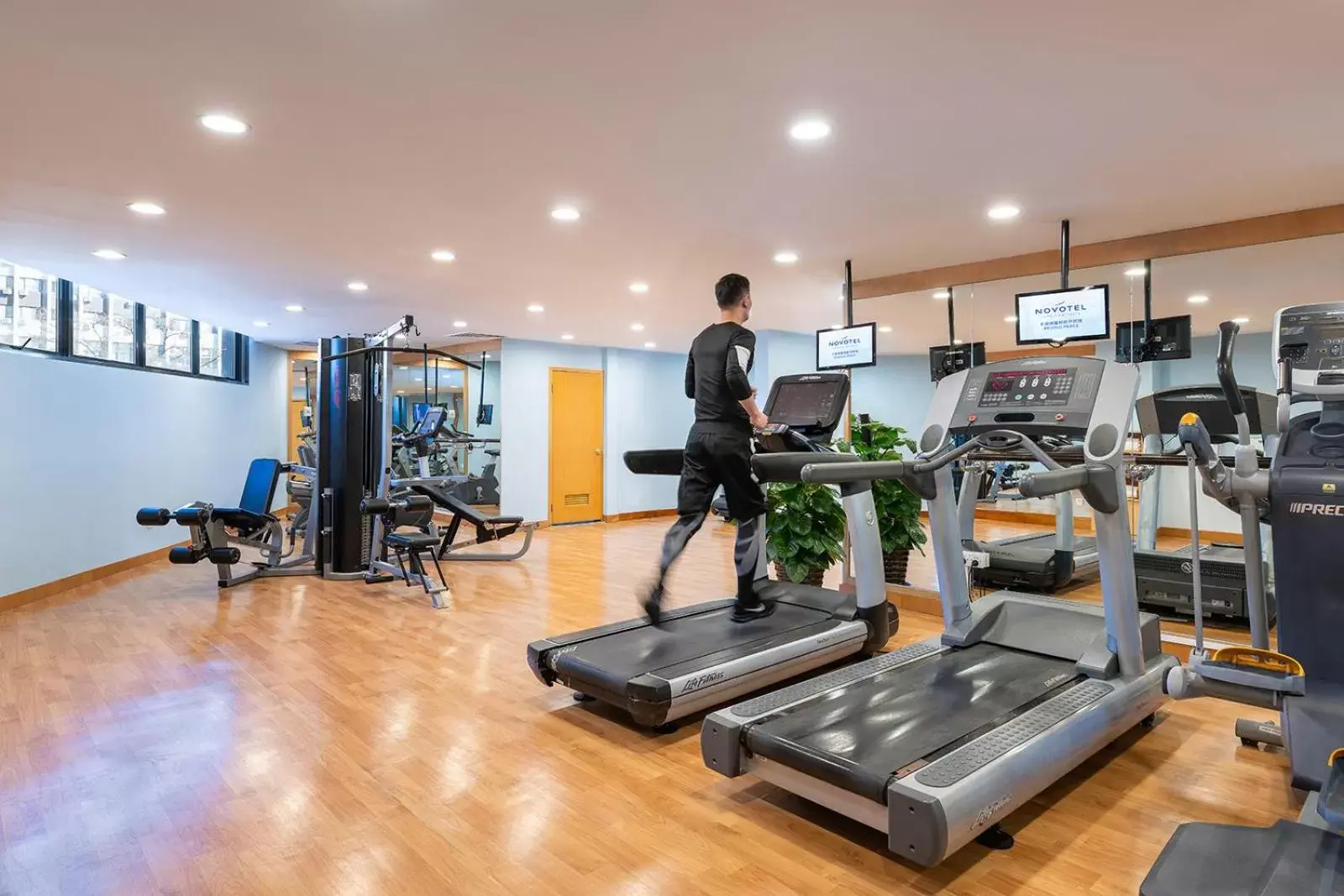 Fitness centre/facilities, Fitness Center/Facilities in Novotel Beijing Peace