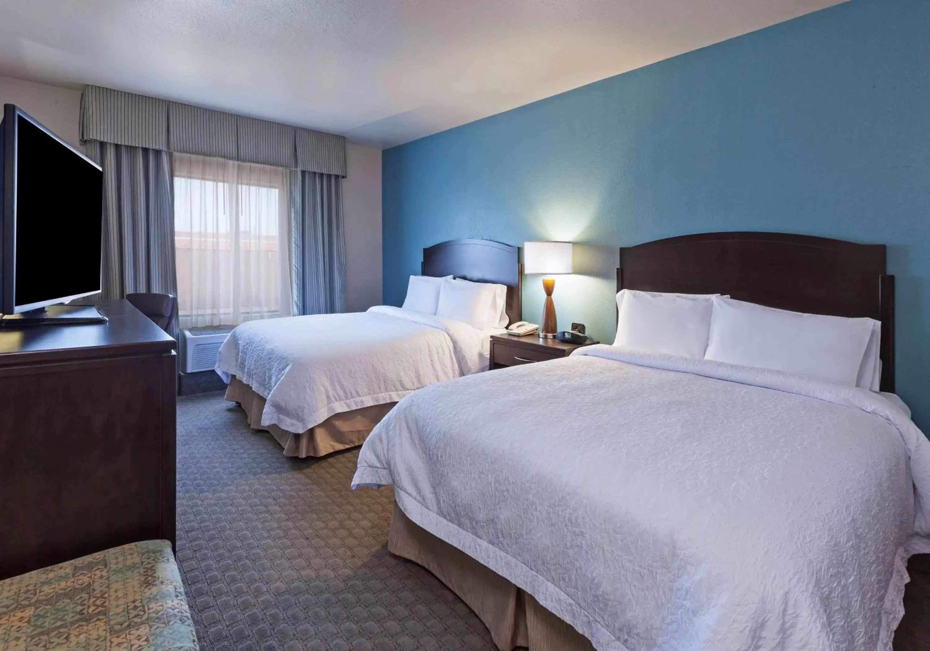 Bed in Hampton Inn and Suites Lake Jackson-Clute